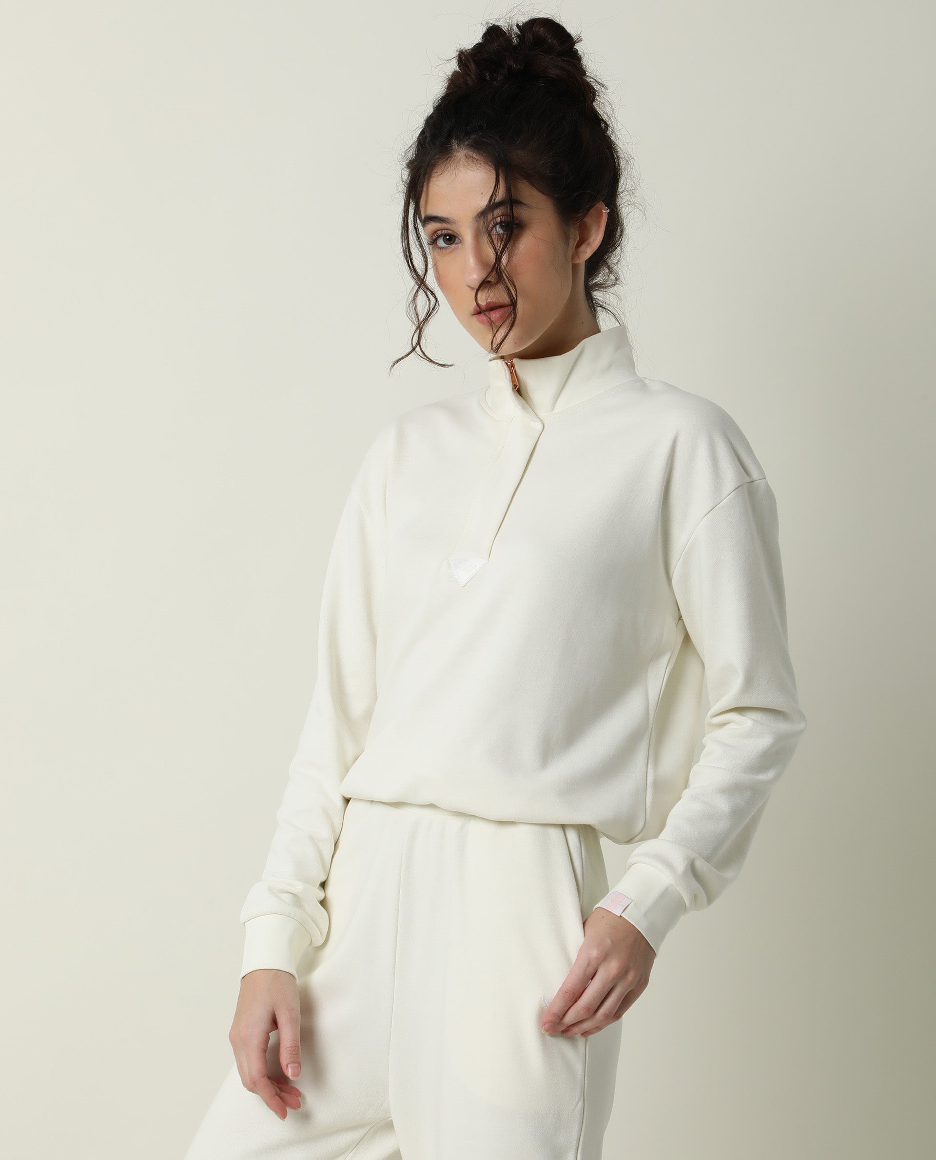 Rareism Women Taffy-1 Off White Relaxed Fit Full Sleeves Solid High Neck Sweatshirt