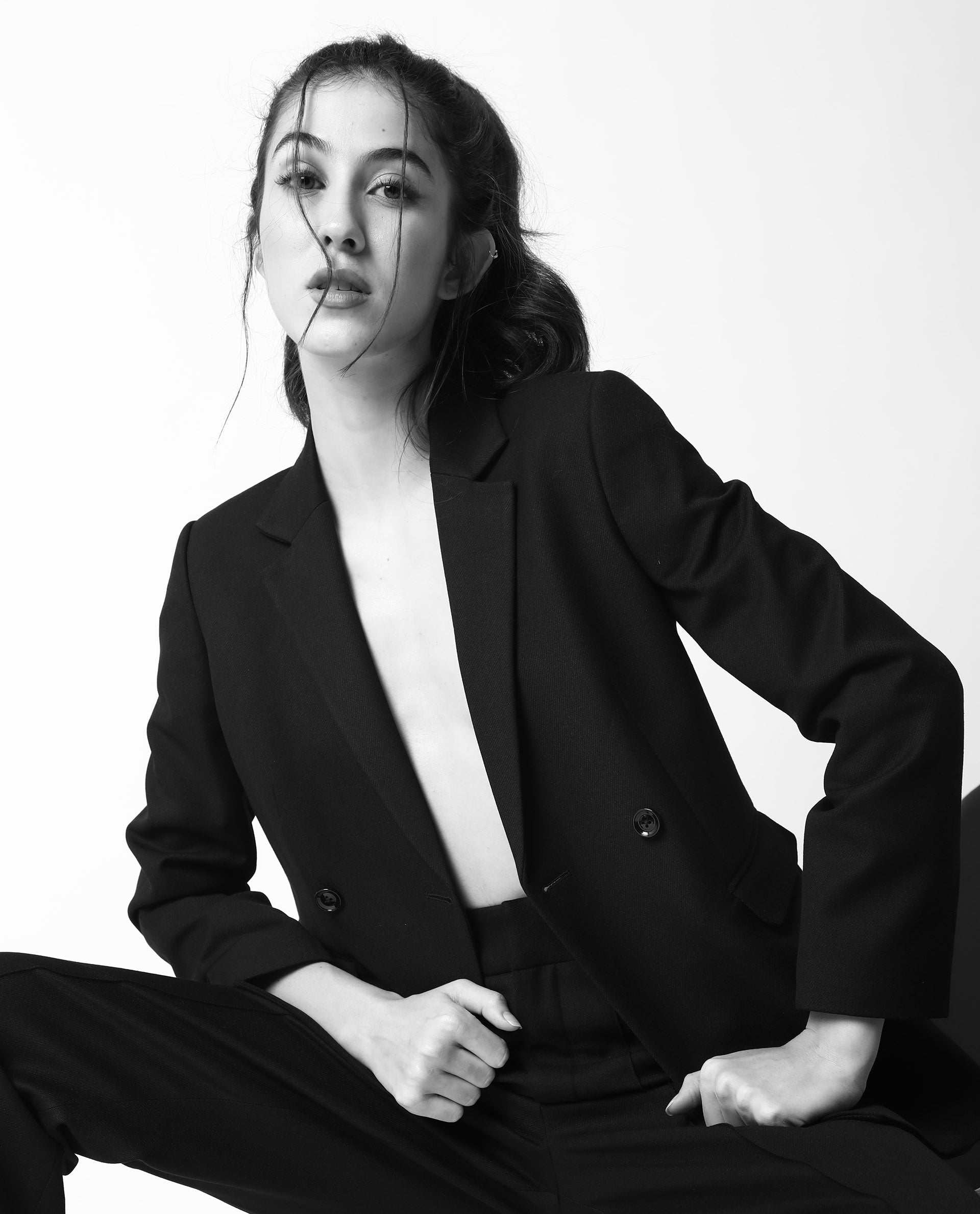 Rareism Womens Yara Black Blazer Poly Viscose Elastane Fabric Regular Fit Full Sleeve Lapel Neck