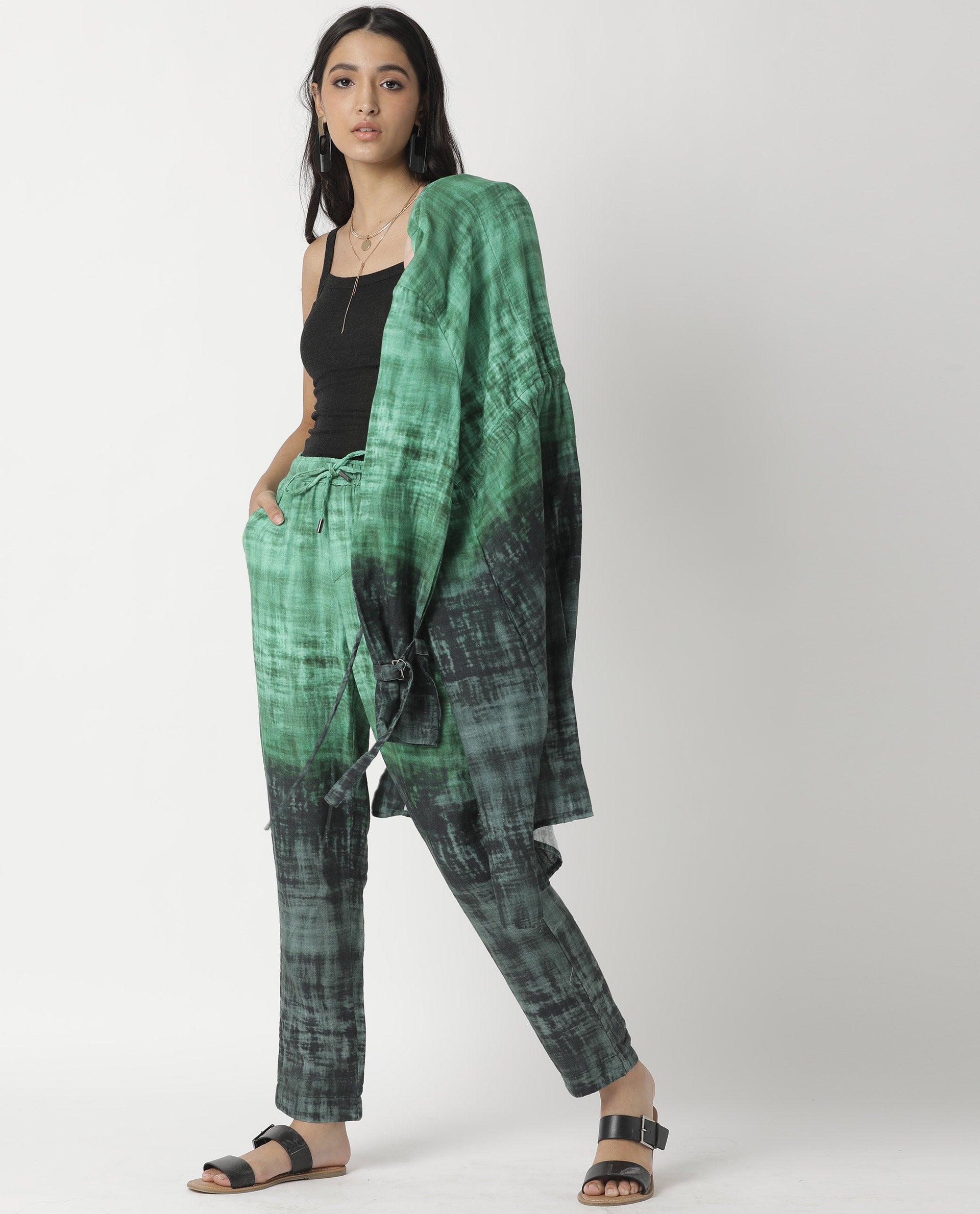 Rareism Women Boss Green Cotton Fabric Regular Fit Knee Length Abstract Print Collarless Outer Wear