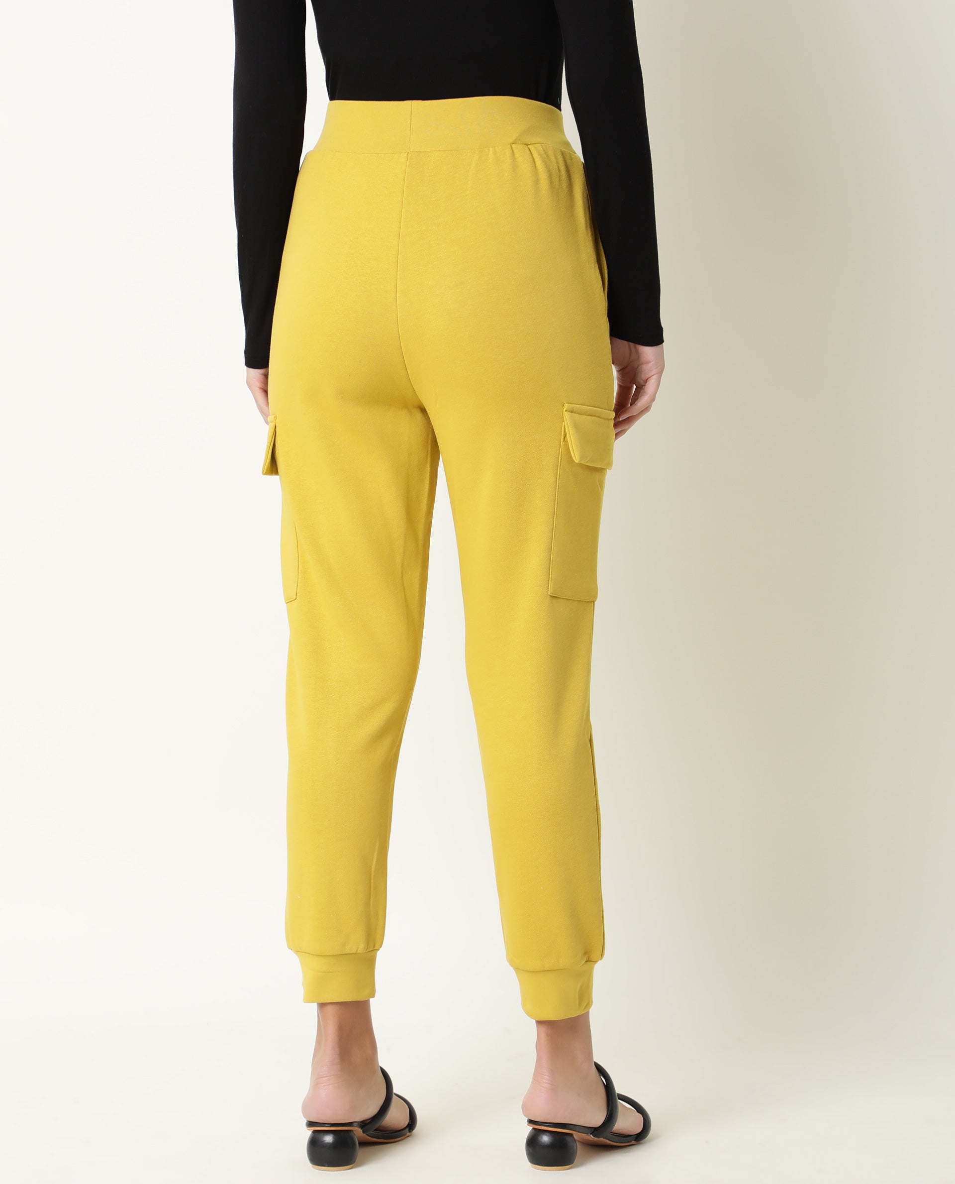 Rareism Women Nush Yellow Poly Cotton Fabric Tailored Fit Solid Mid Rise Ankle Length Track Pant