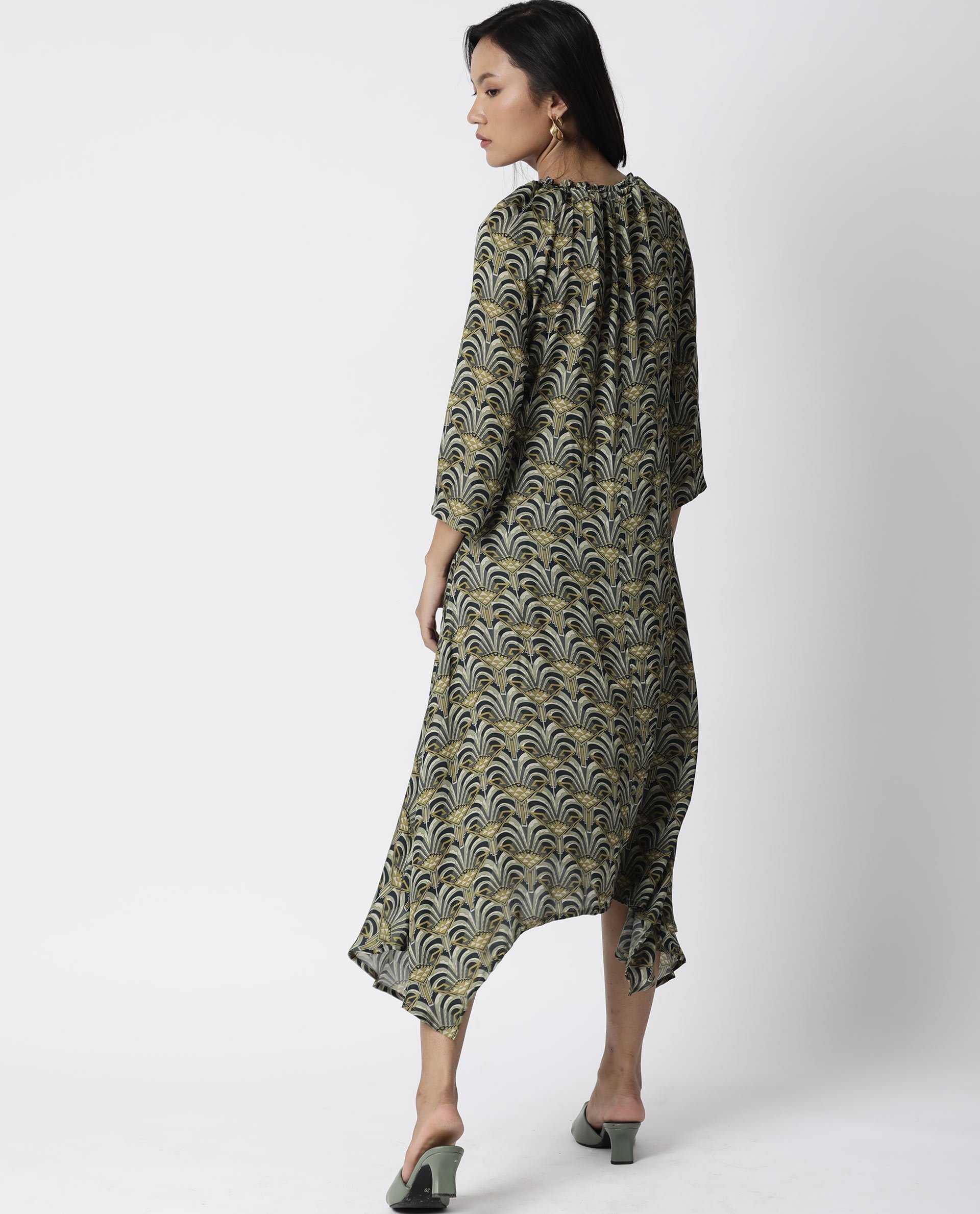 Rareism Women Shlok Green Dress Short Sleeves Printed