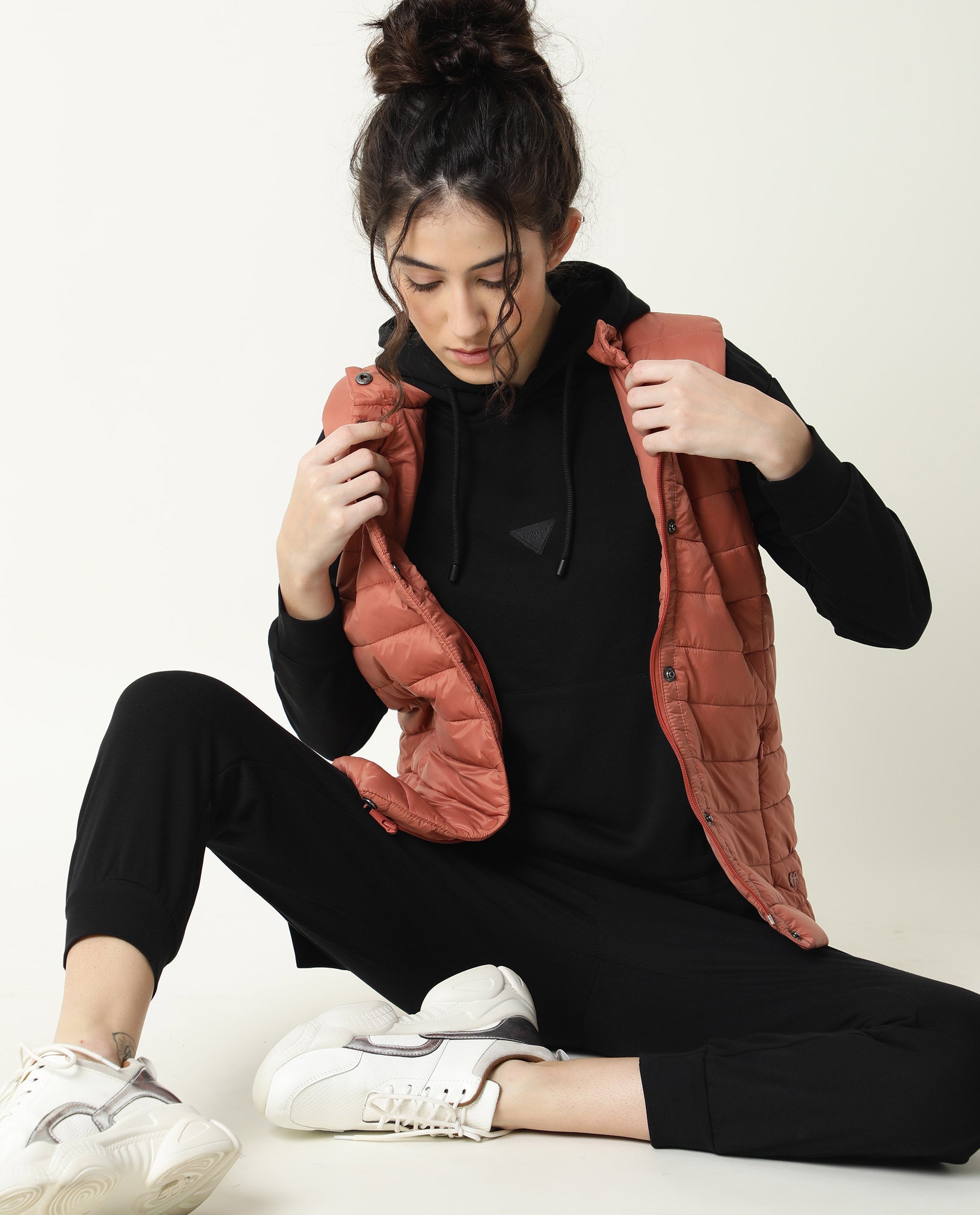 Rareism Women Wally-1 Black Cotton Poly Fabric Relaxed Fit Full Sleeves Solid Hooded Sweatshirt