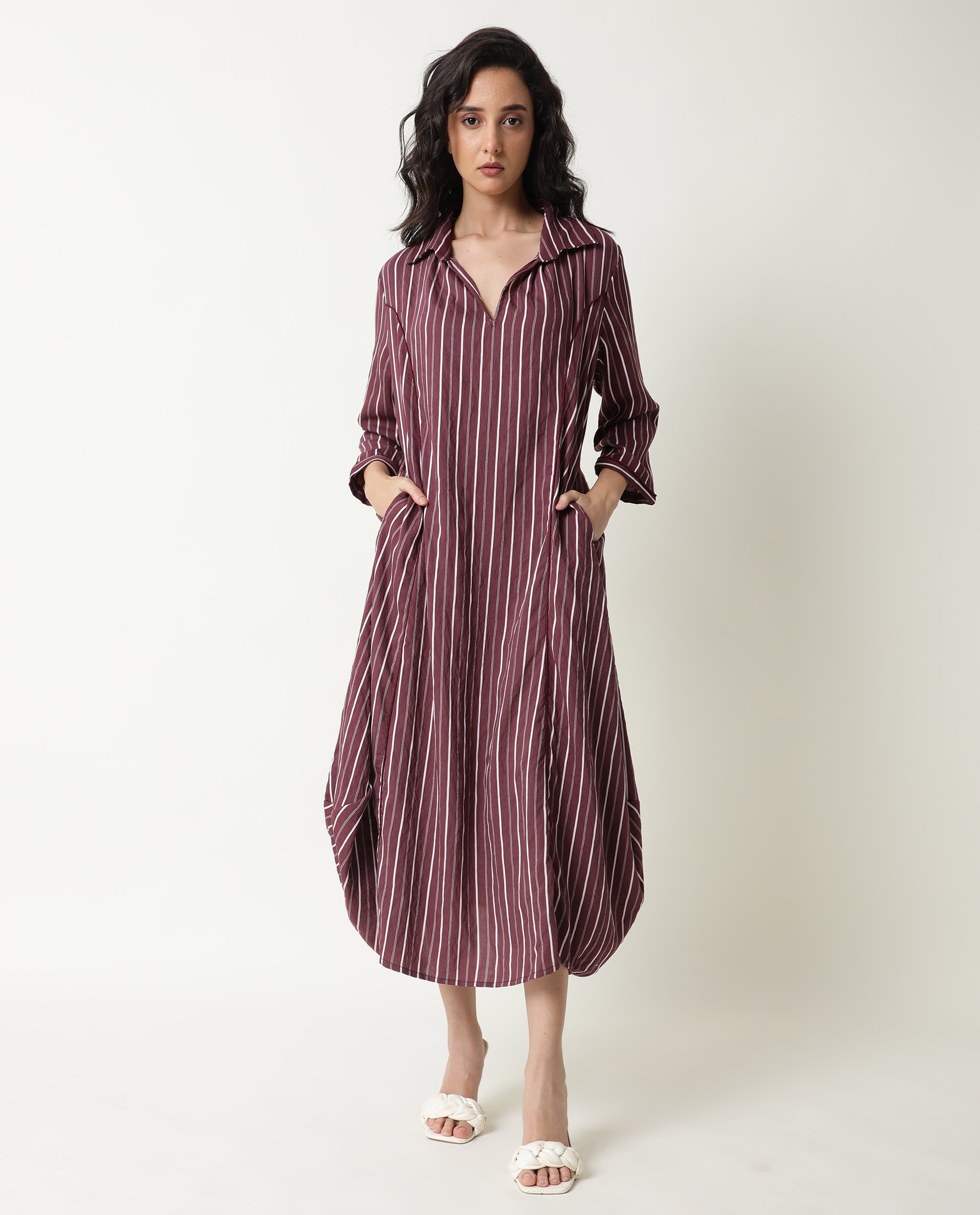 Rareism Women Wakanda Maroon Striped Shirt Collar 3/4 Sleeves With Pockets Midi Dress