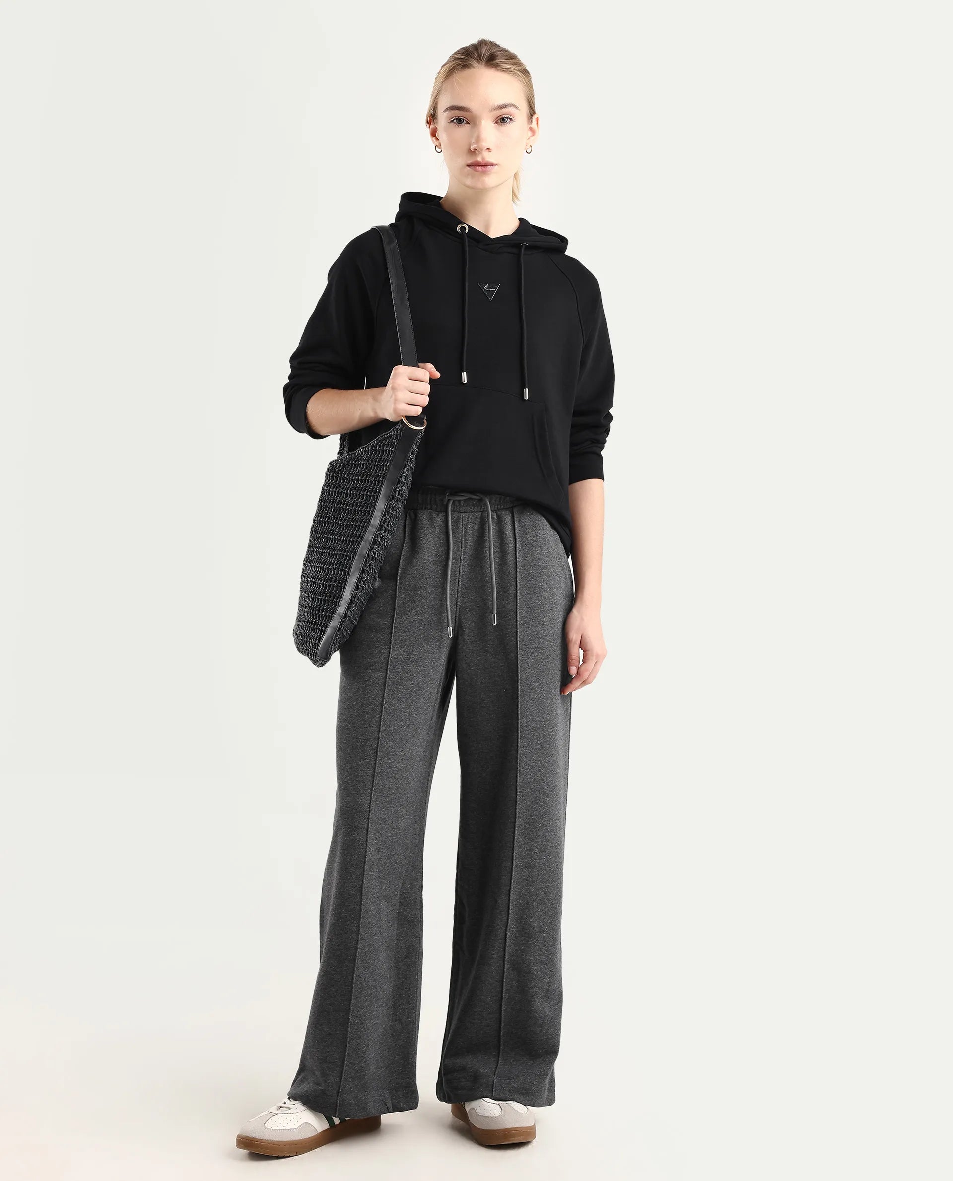 Rareism Women's Inout Dark Grey Cotton Blend Plain Ankle Length Wide Track Pant