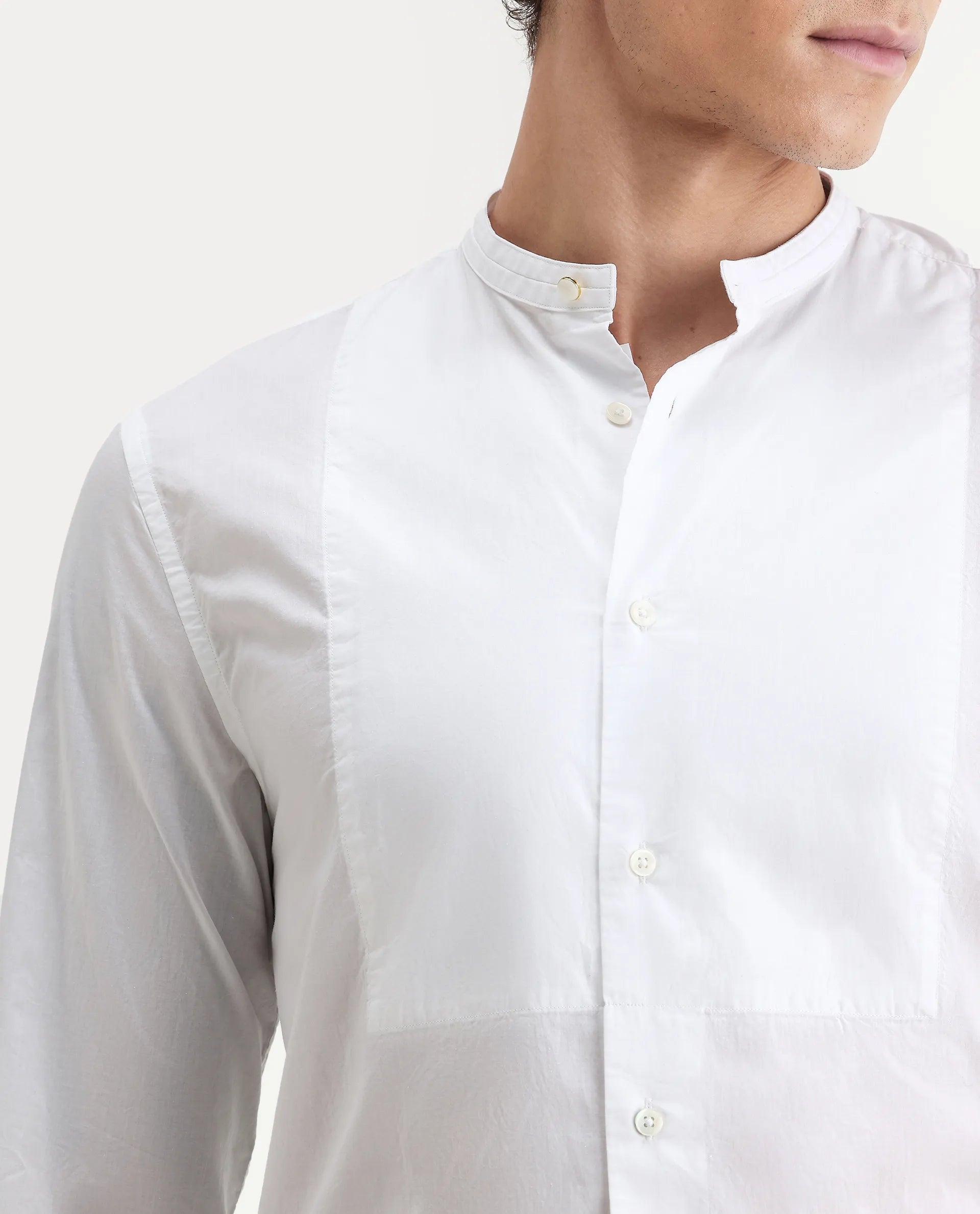 Rare Rabbit Men's Into White Cotton Plain Regular Fit Full Sleeve Mandarin Collar Shirt