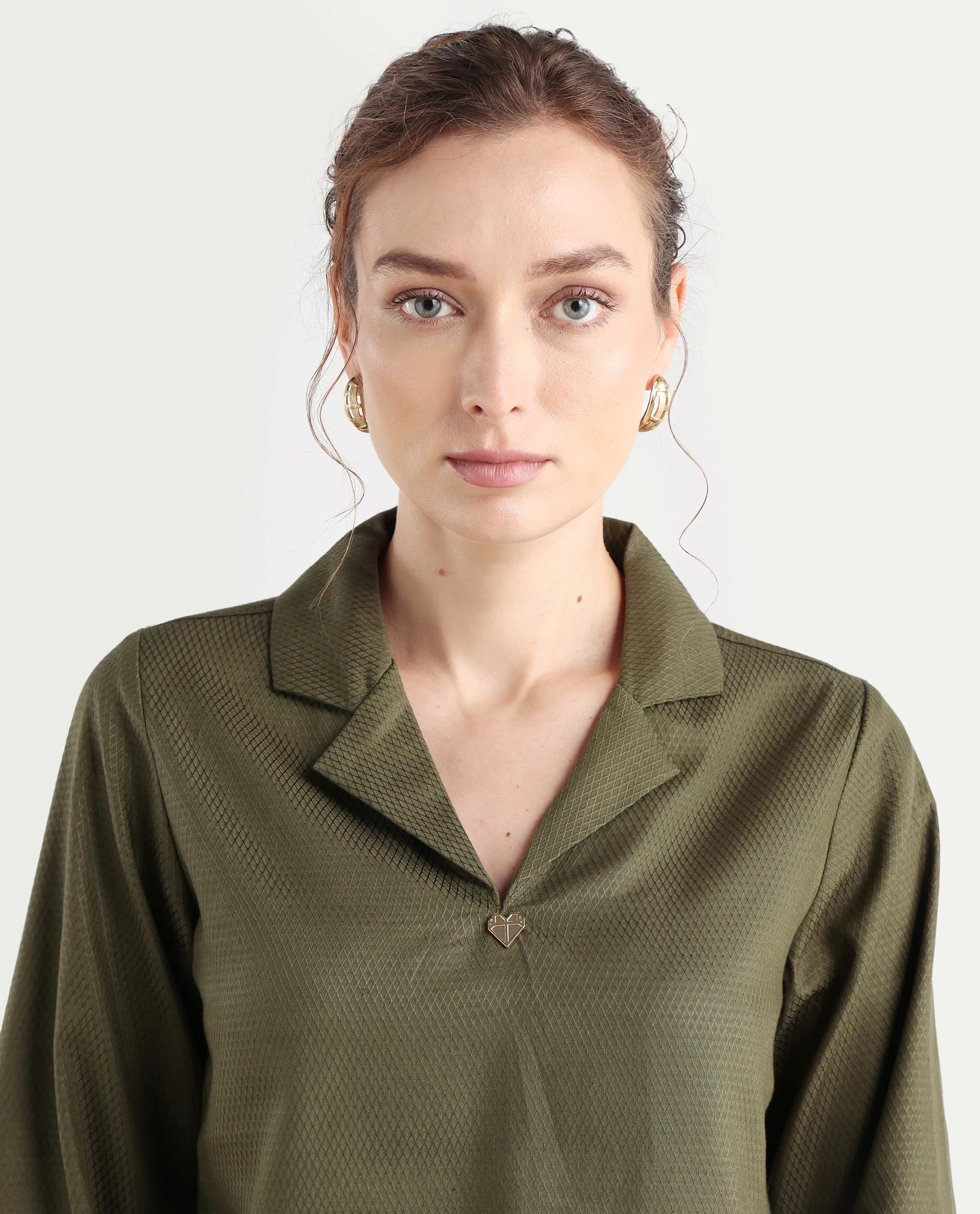 Rareism Women's Istanbul Green Cotton Lapel Neck Plain Bishop Sleeve Crop Regular Fit Top