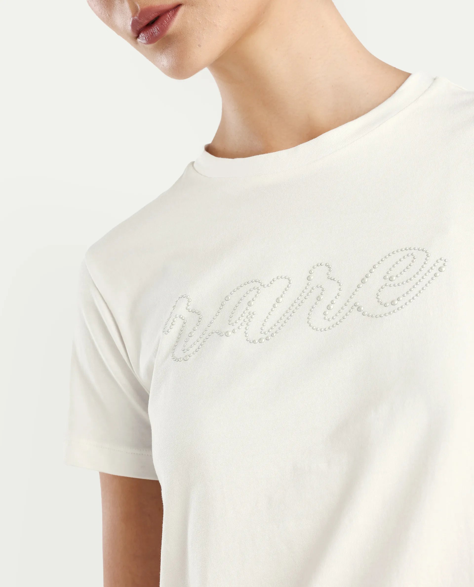 Rareism Women's Itsy Off White Cotton Blend Crew Neck Graphic Print Regular Fit T-Shirt