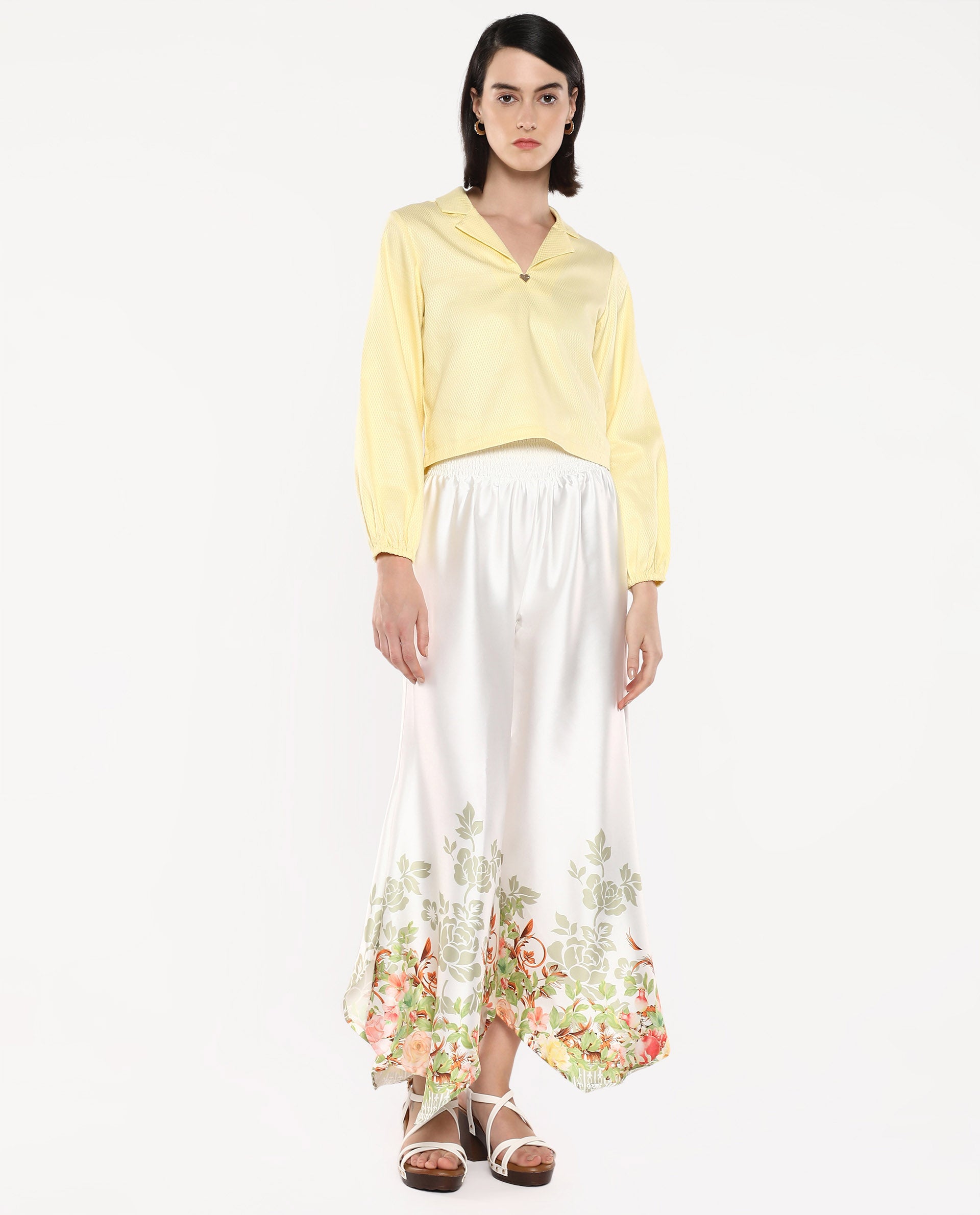 Rareism Women Janar Multi Zipper Closure Flared Ankle Length Floral Print Trouser