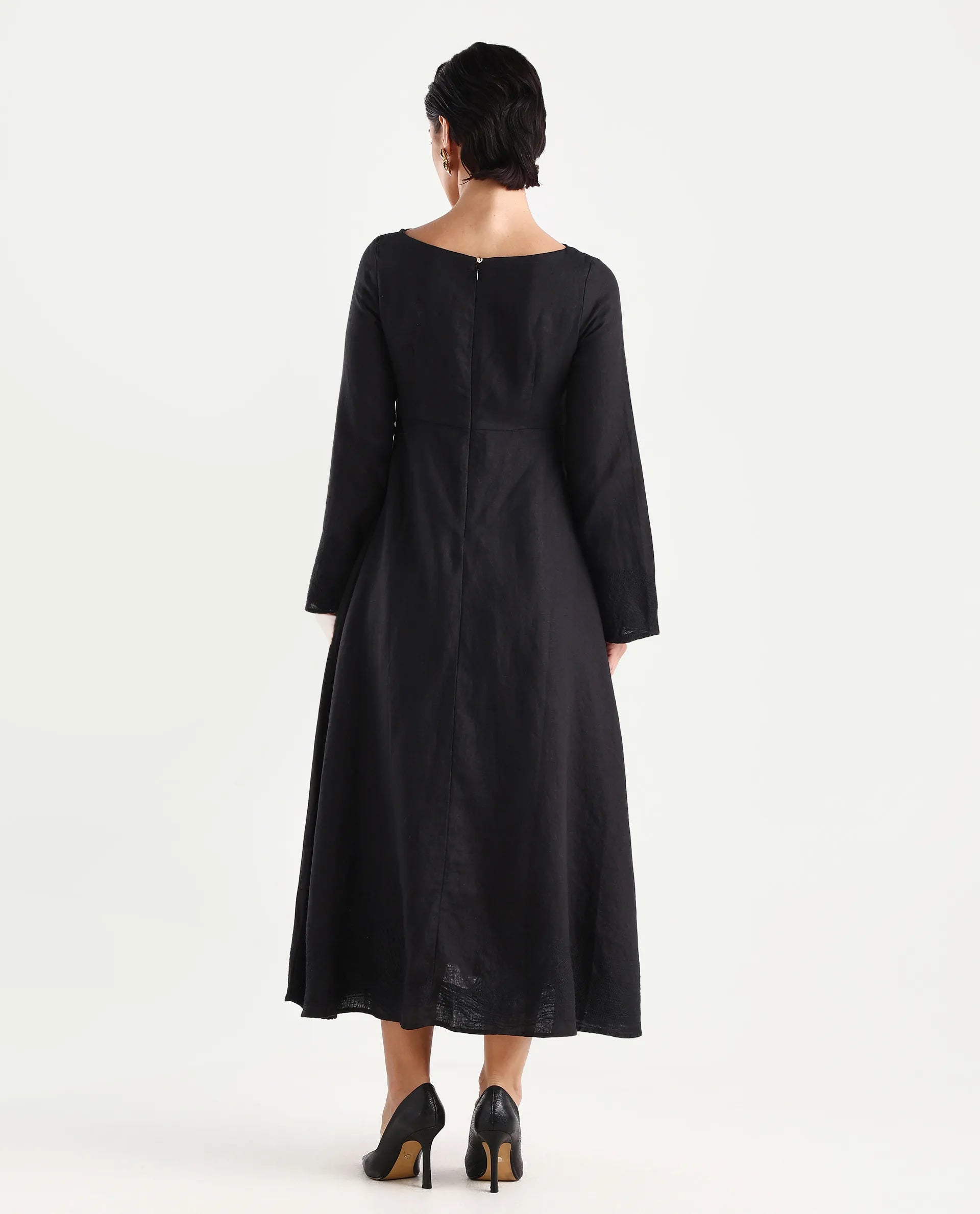 Rareism Women's Jander Black Linen Boat Neck Plain Maxi Fit And Flare Dress