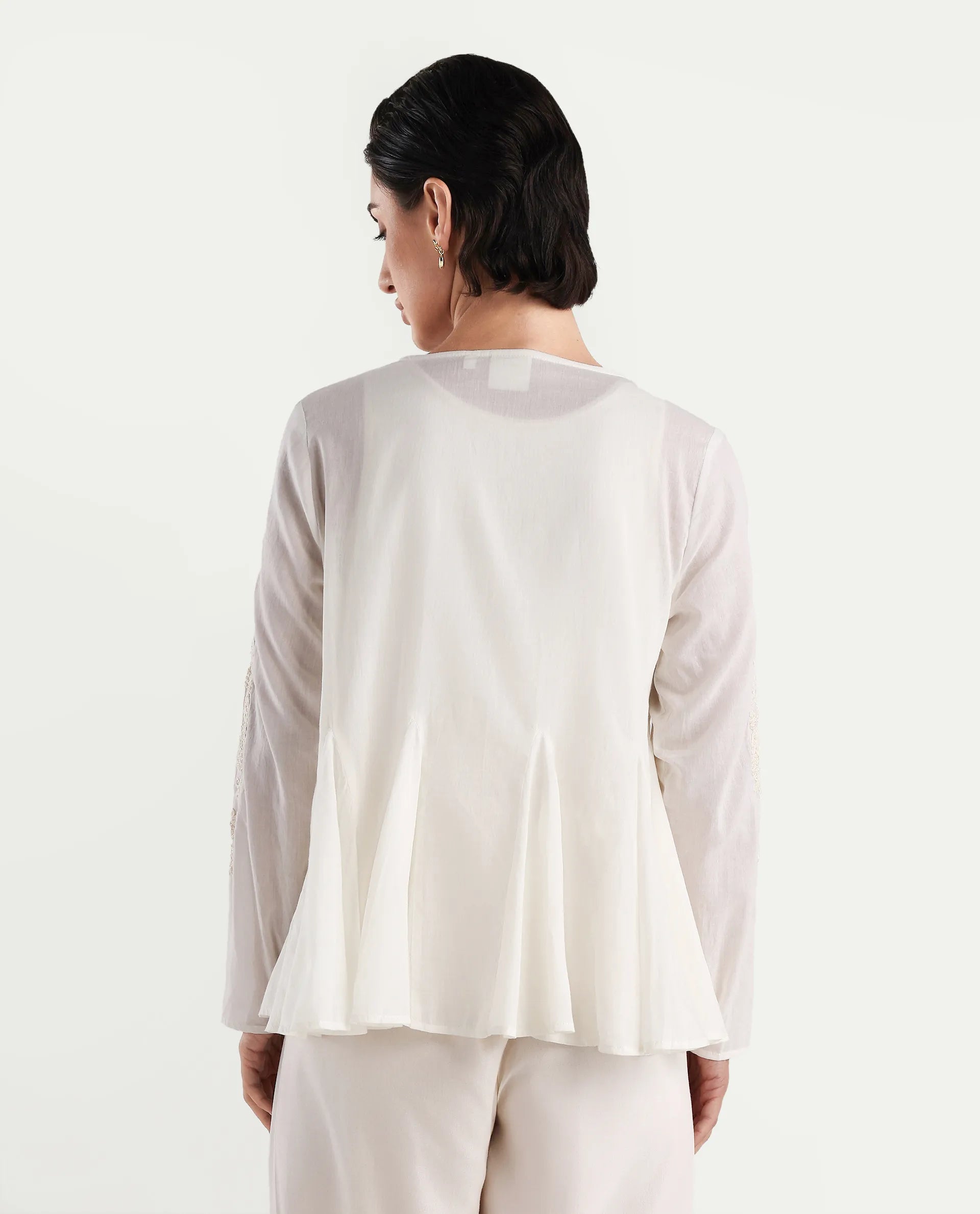 Rareism Women's Janket Off White Viscose Collarless Embroidered Regular Fit Shrug