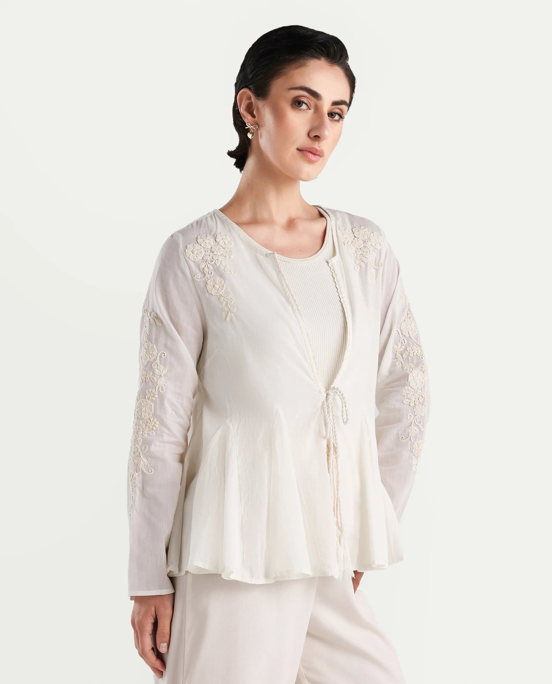 Rareism Women's Janket Off White Viscose Collarless Embroidered Regular Fit Shrug