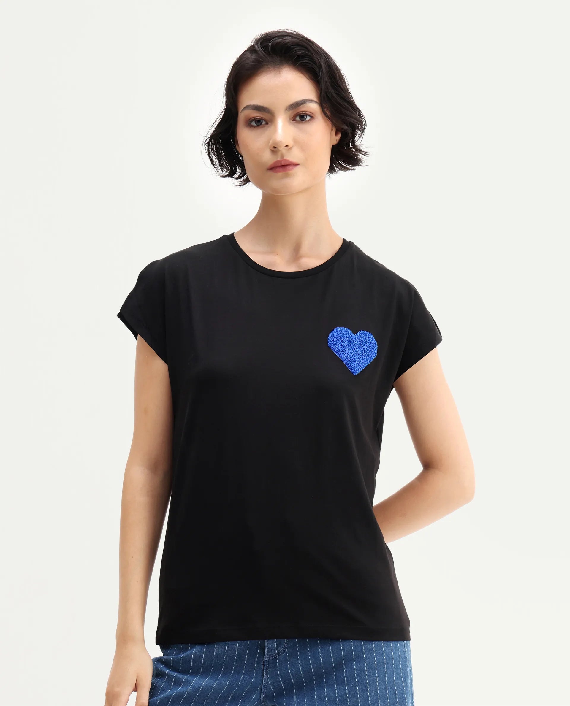 Rareism Women's Janori Black Cotton Blend Round Neck Plain Extended Sleeves Regular Fit T-Shirt