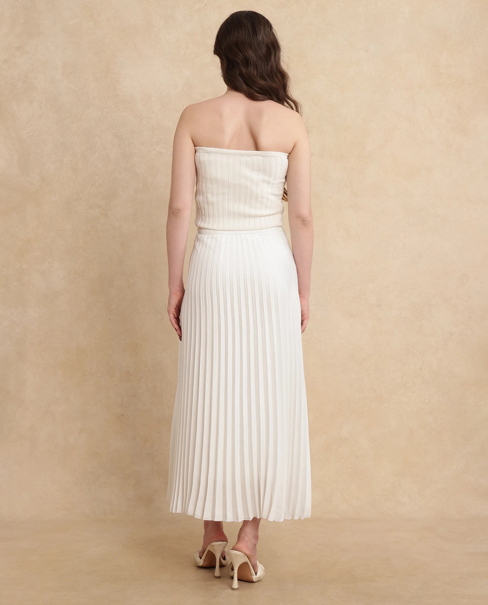 Rareism Women Jansu Off White Polyester Fabric V-Neck Flared Midi Plain Skirt