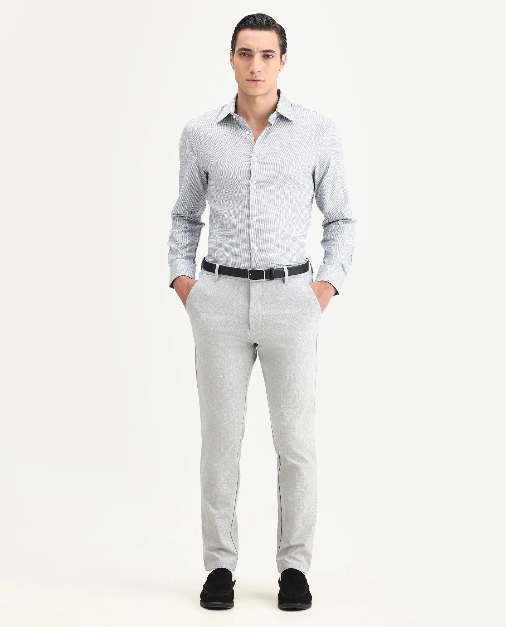 Rare Rabbit Men's Jnby Green Cotton Plain Regular Fit Full Sleeve Collared Shirt