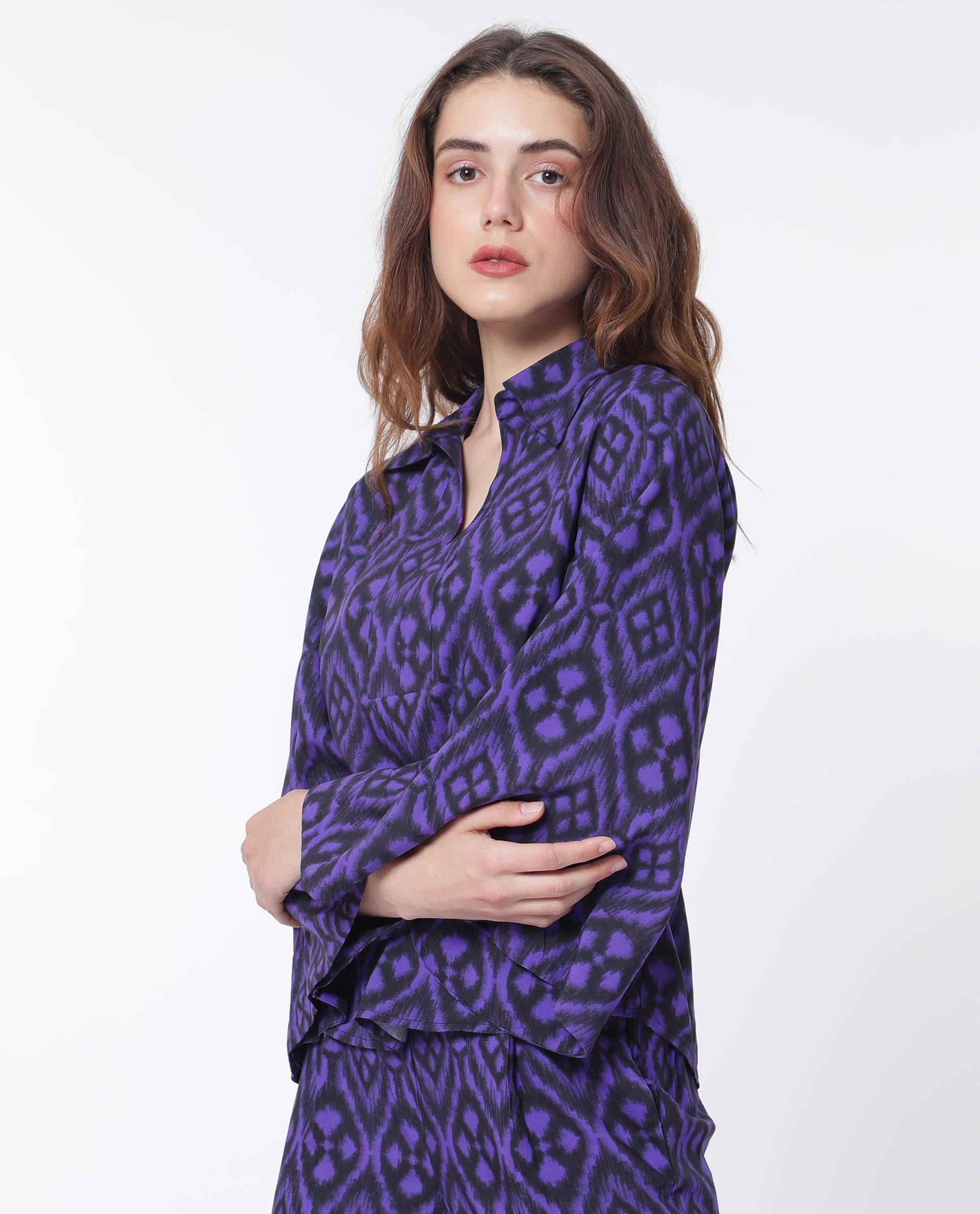 Rareism Women Jones Dark Navy Viscose Fabric Full Sleeves Shirt Collar Flared Sleeve Relaxed Fit Geometric Print Boxy Top