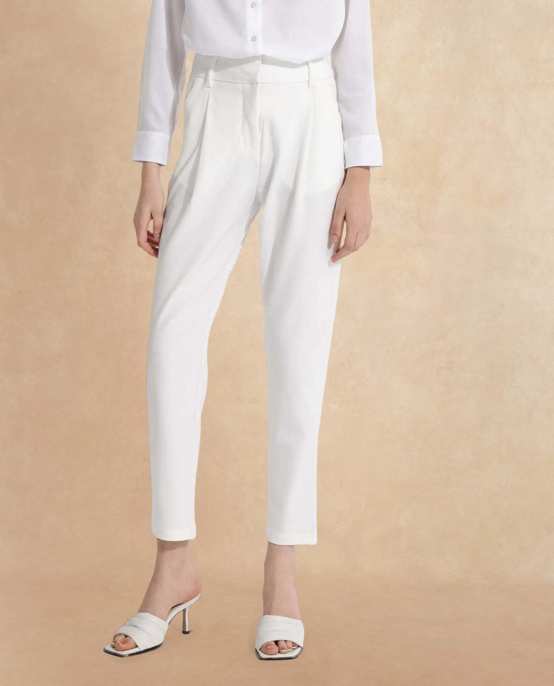 Rareism Women Kaish Off White Hook Tapered Fit Ankle Length Plain Trouser
