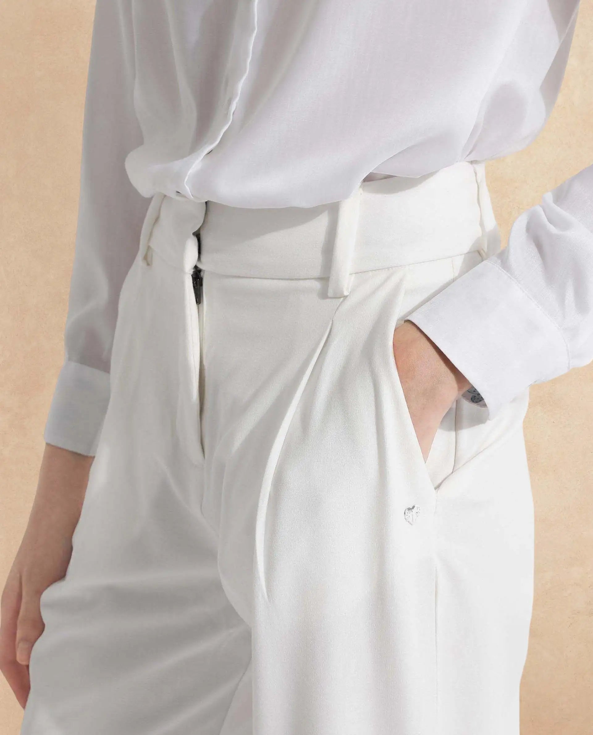 Rareism Women Kaish Off White Hook Tapered Fit Ankle Length Plain Trouser