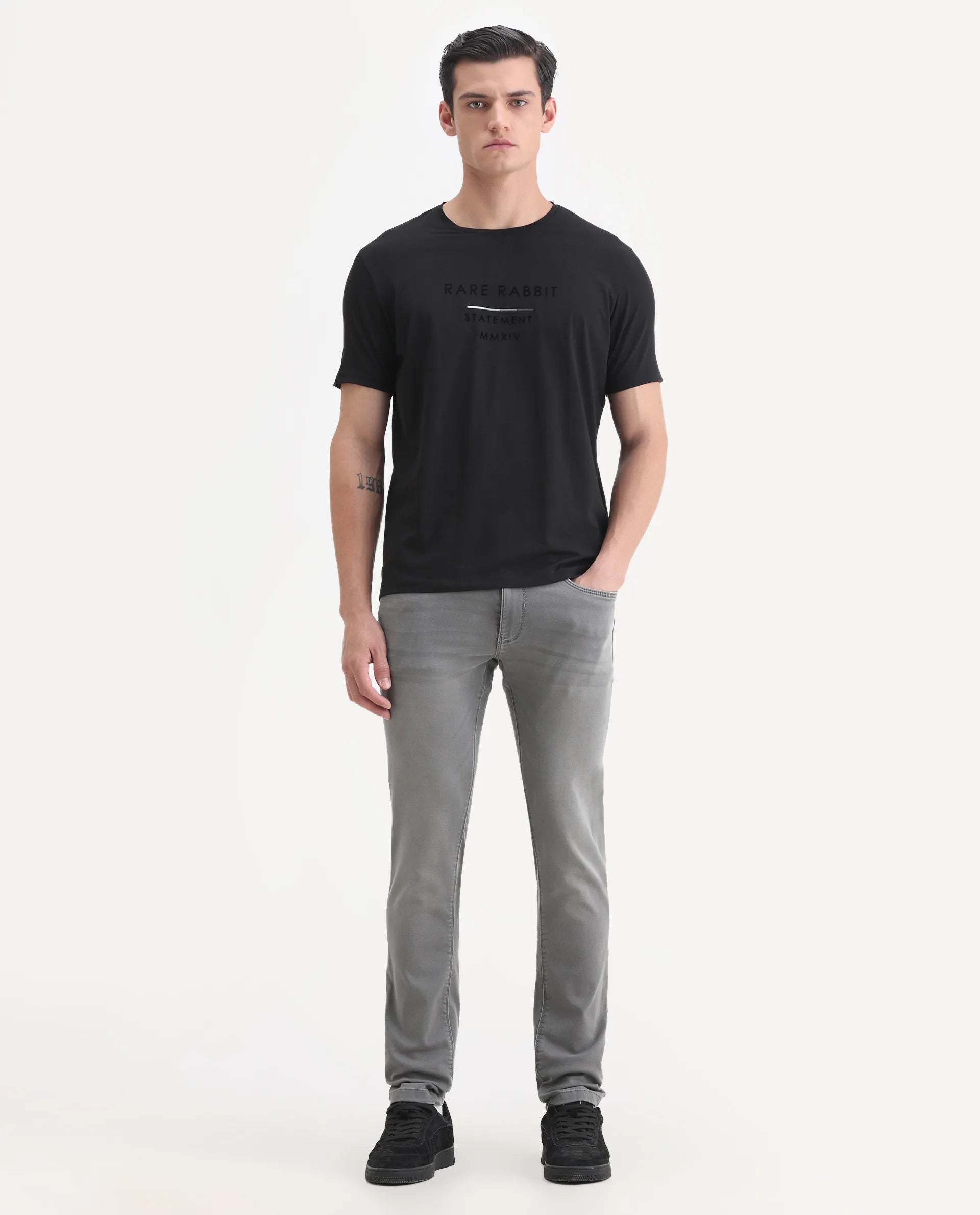 Rare Rabbit Men's Kalo Black Cotton Blend Graphic Print Regular Fit Half Sleeve Crew Neck T-Shirt