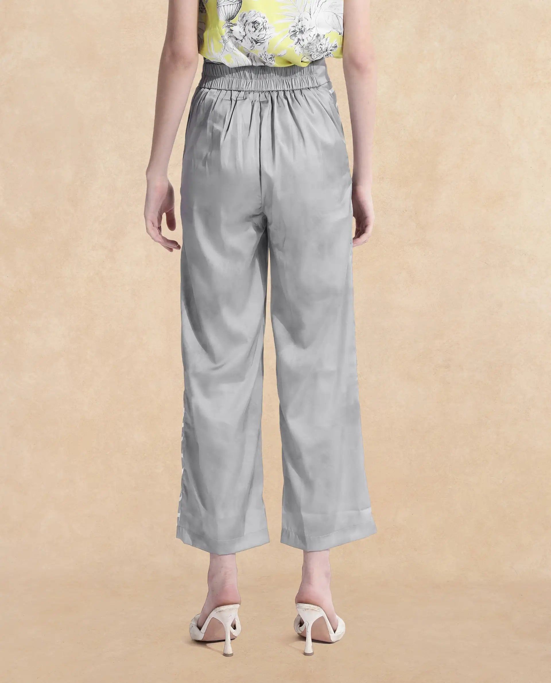 Rareism Women's Kanadio-B Light Grey Polyester Floral Print Ankle Length Straight Fit Trouser