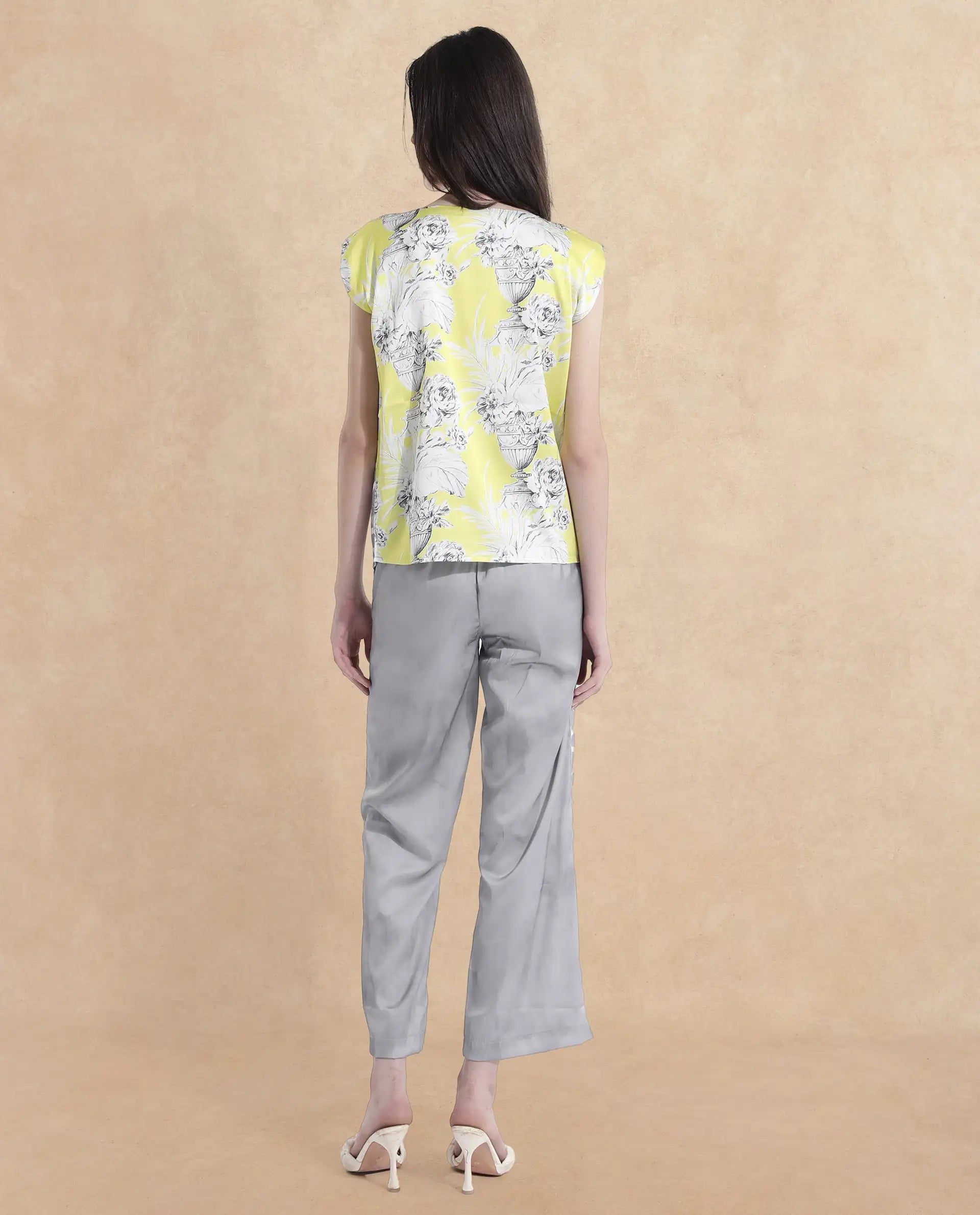 Rareism Women's Kanadio-T Yellow Polyester Boat Neck Floral Print Extended Sleeves Regular Fit Top