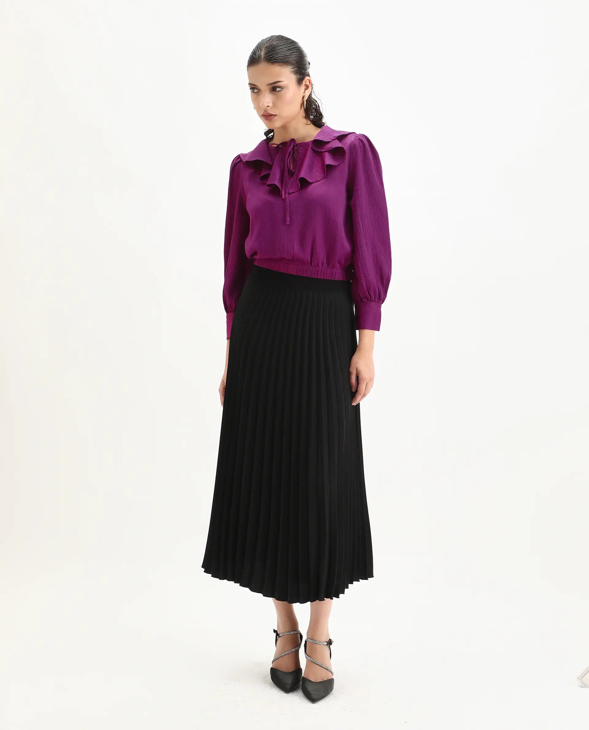 Rareism Women's Karabuk Purple Polyester Tie-Up Neck Plain Cuffed Sleeve Crop Regular Fit Top