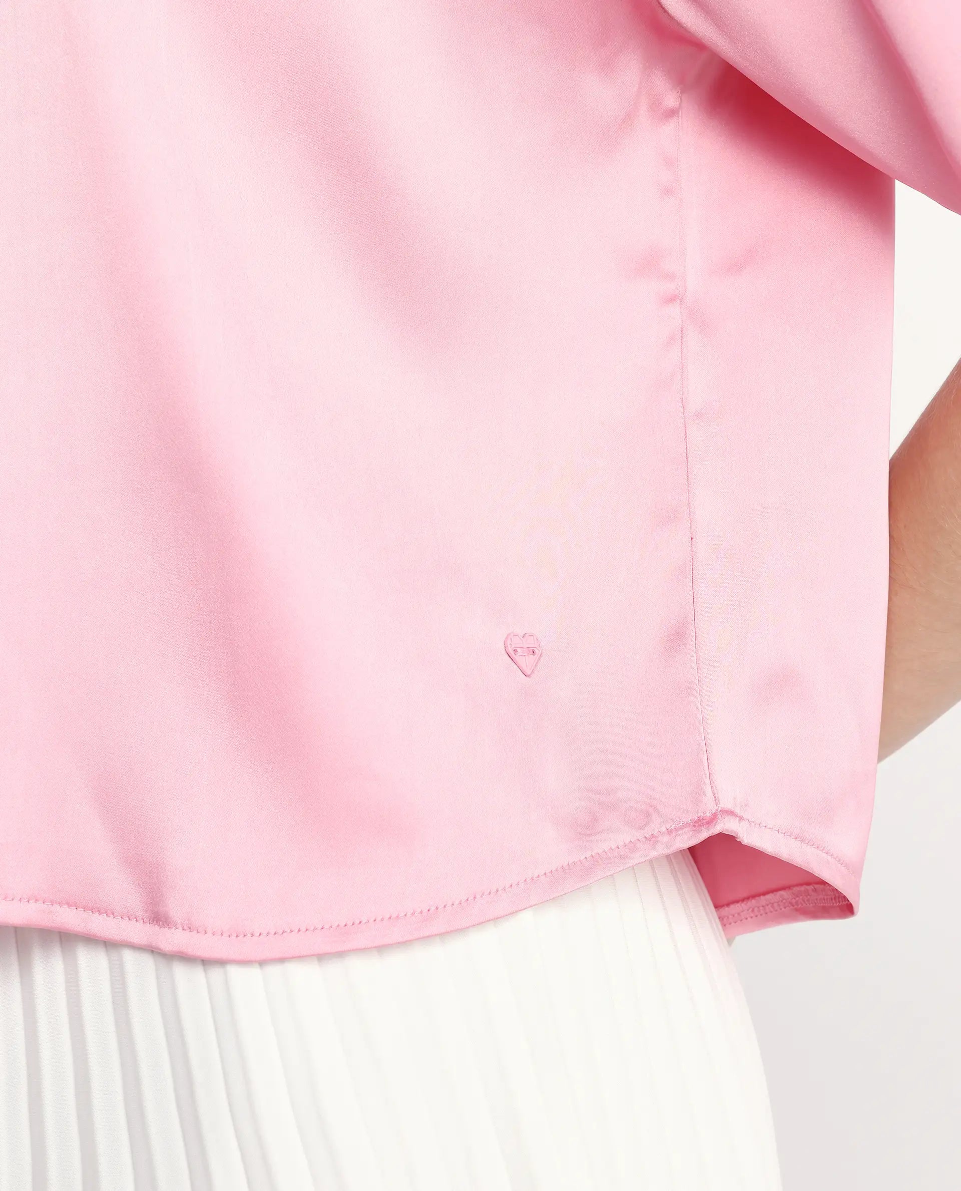 Rareism Women's Karuno Light Pink Satin Blend Ribbed Collar Plain Boxy Fit Top