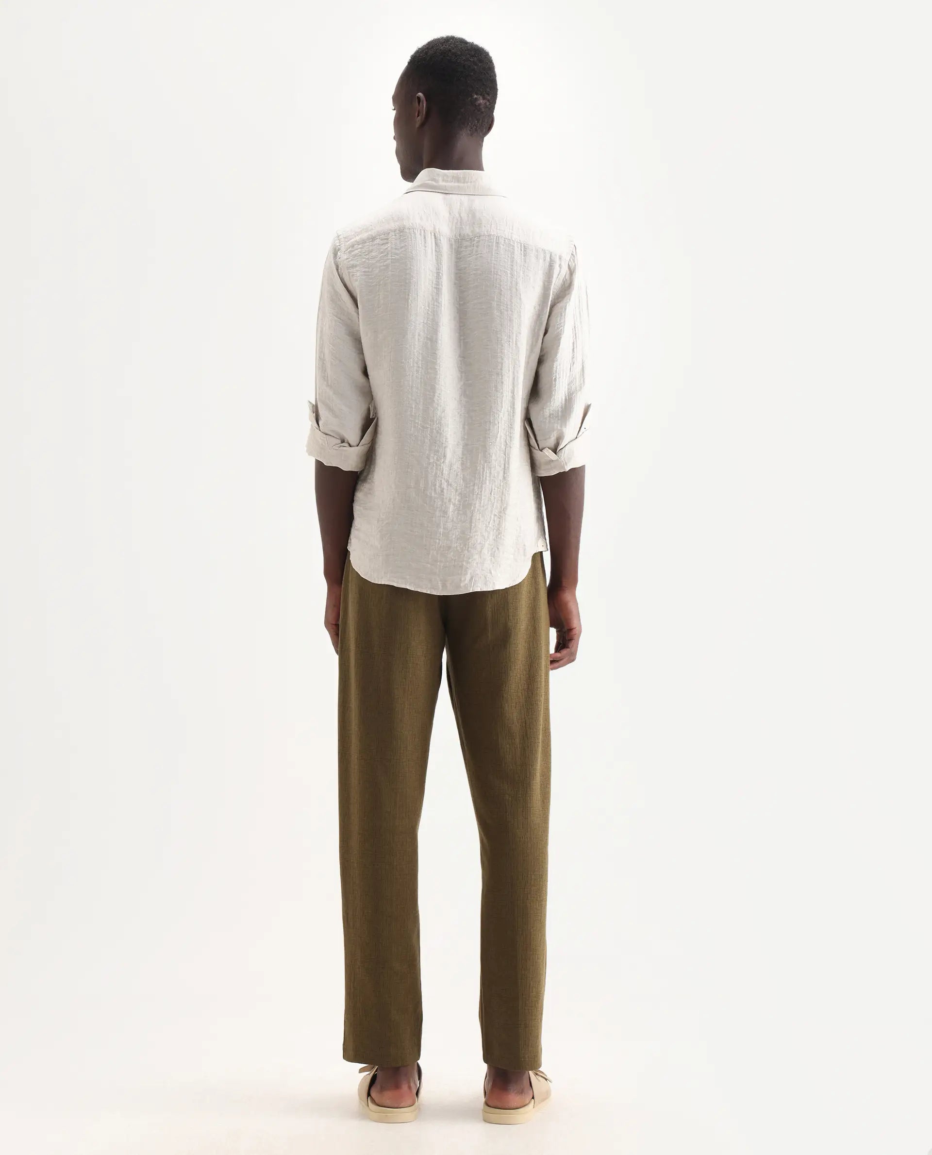 Rare Rabbit Men's Keloe Olive Cotton Blend Plain Relaxed Fit Trouser