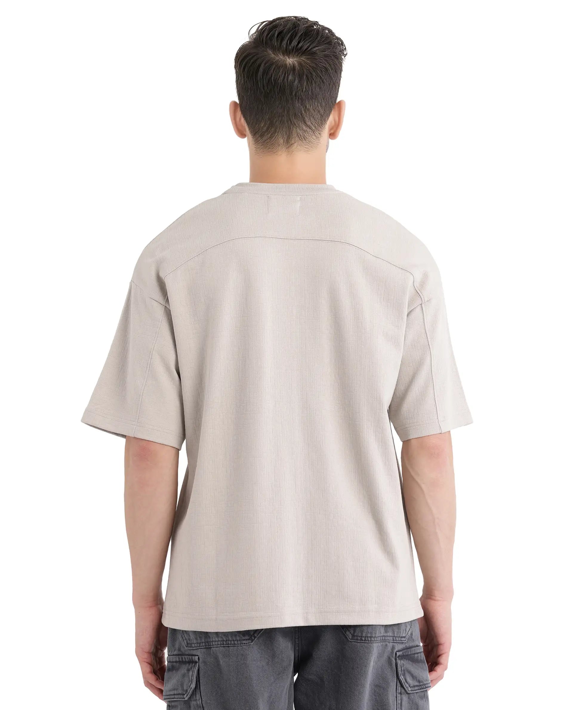 Rare Rabbit Men Kelos Light Grey Cotton Poly Fabric Short Sleeve Crew Neck Oversized Fit Cut and Sew T-Shirt