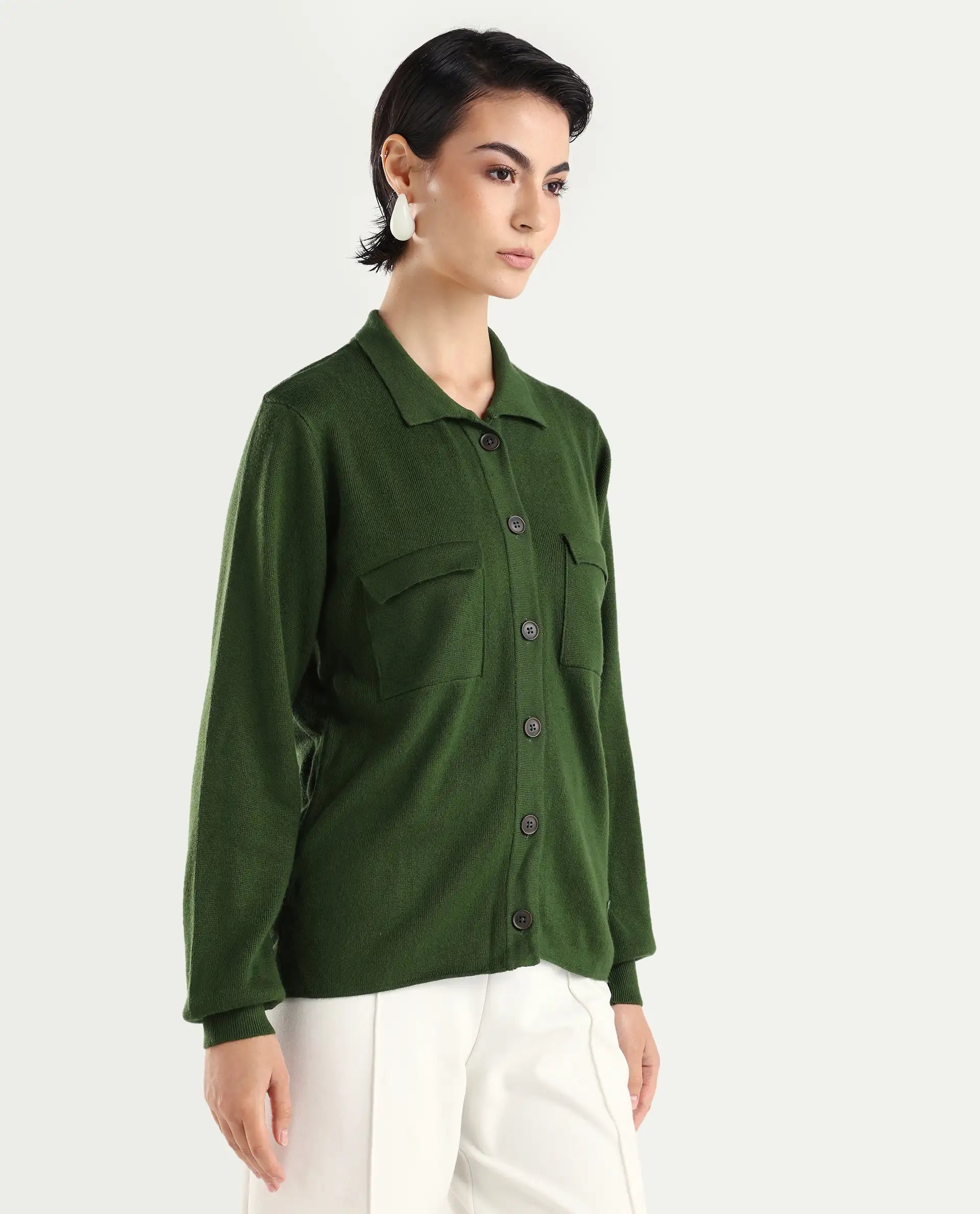 Rareism Women's Korn Green Viscose Spread Collar Plain Regular Fit Sweater