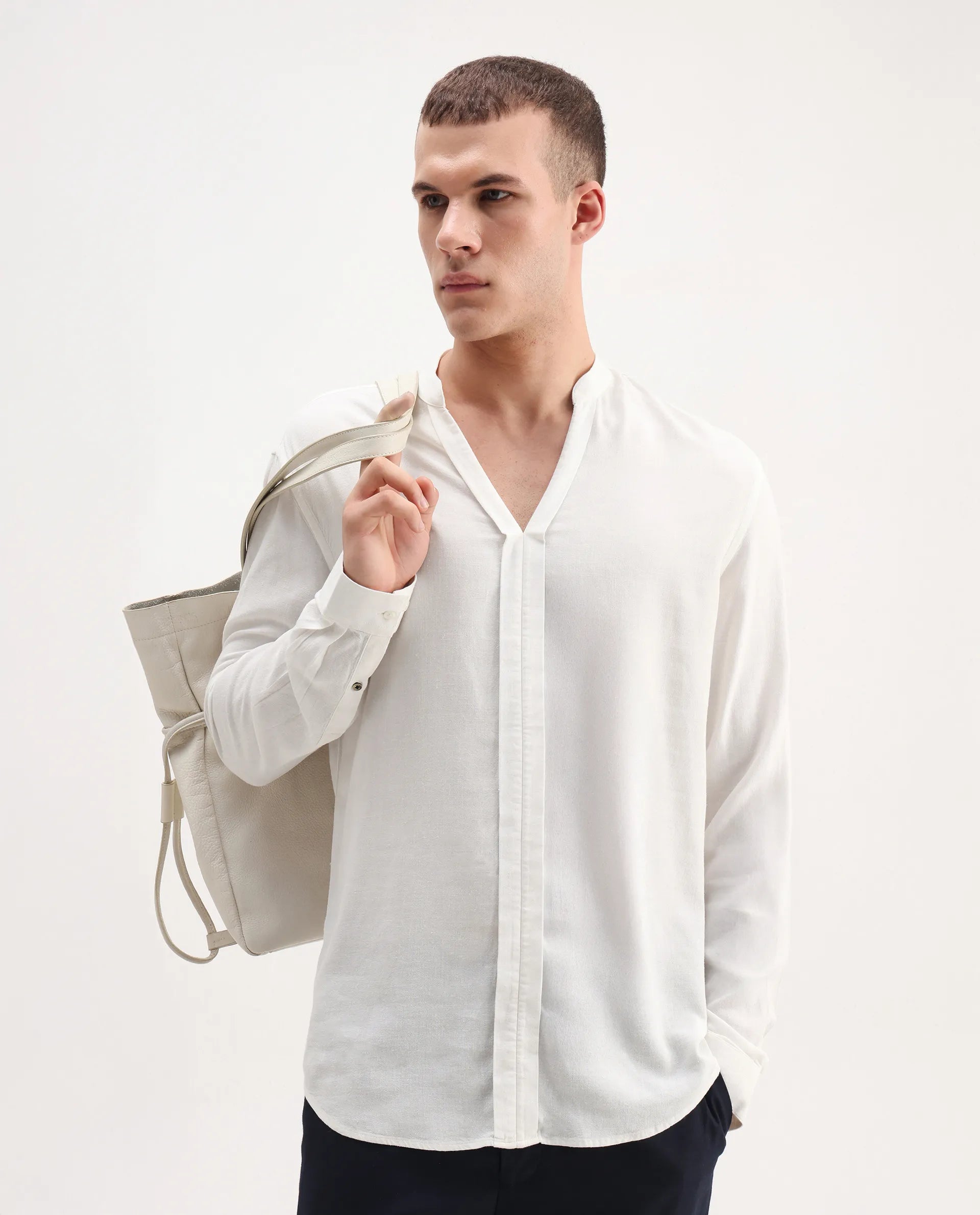 Rare Rabbit Men's Kurto 25 White Linen Blend Plain Regular Fit Full Sleeve Mandarin Collar Shirt