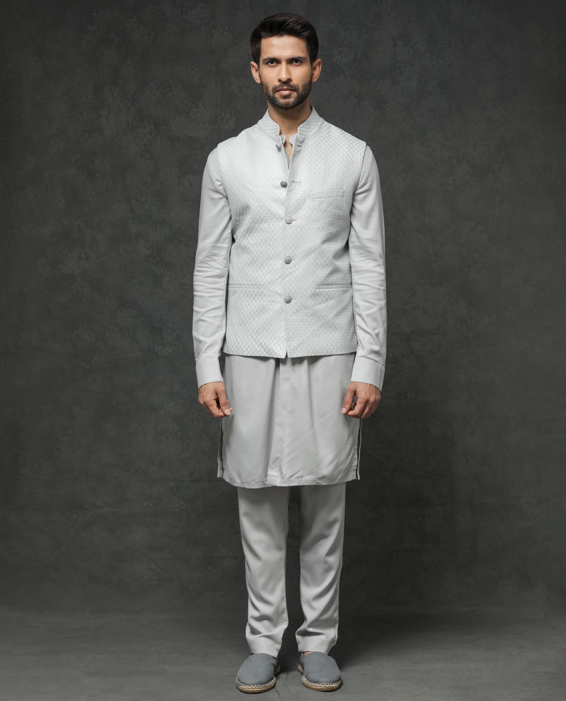 Rare Rabbit Men's Lasmos-B1 Light Grey Polyester Viscose Lycra Fabric Mandarin Collar Sleeveless Geometric Embroidery Bandi