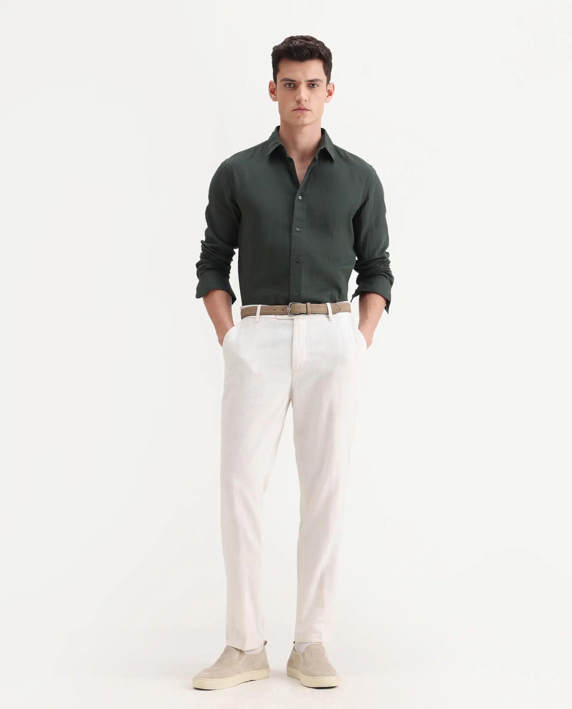 Rare Rabbit Men's Layerr-26 Green Cotton Plain Regular Fit Full Sleeve Spread Collar Shirt