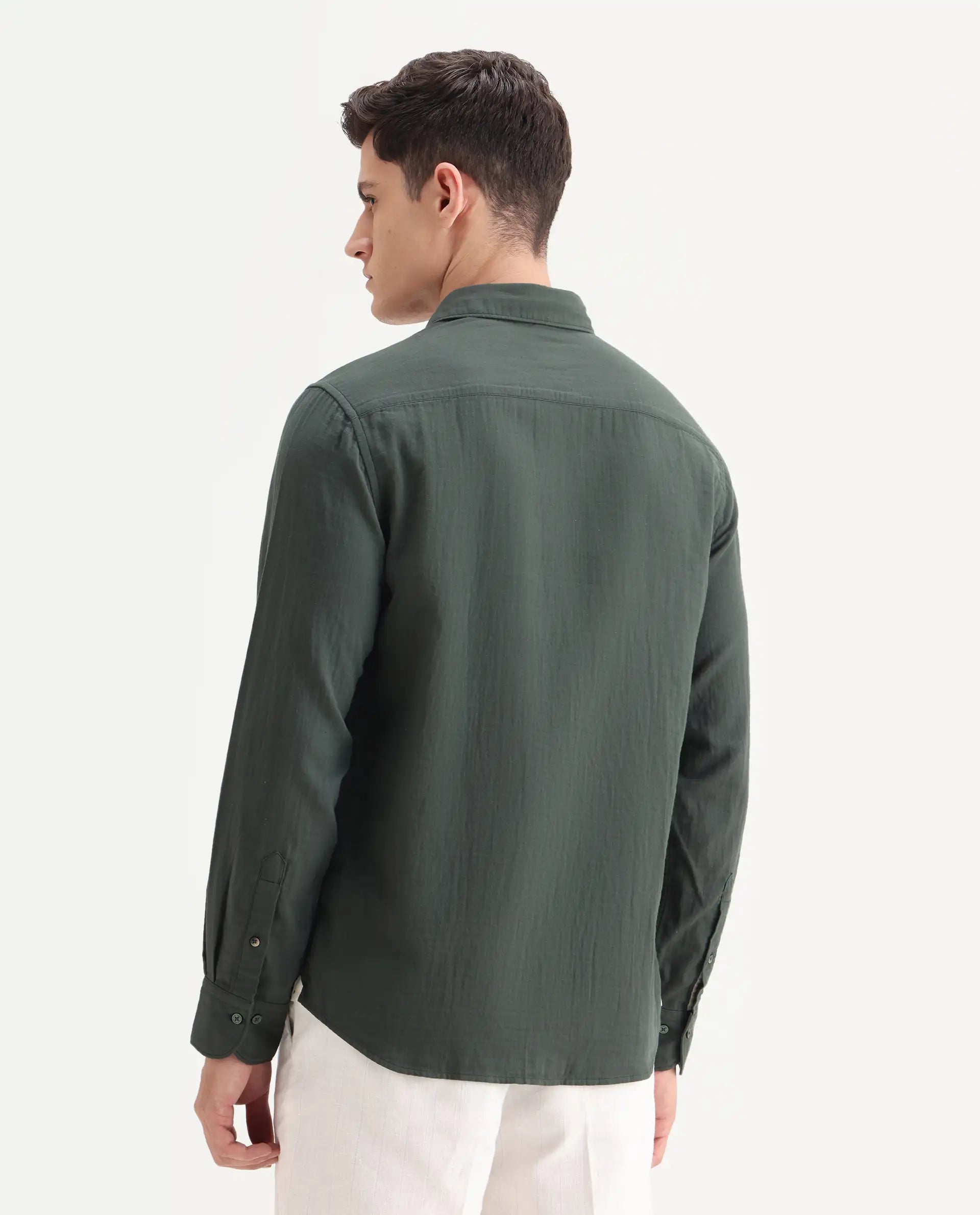 Rare Rabbit Men's Layerr-26 Green Cotton Plain Regular Fit Full Sleeve Spread Collar Shirt