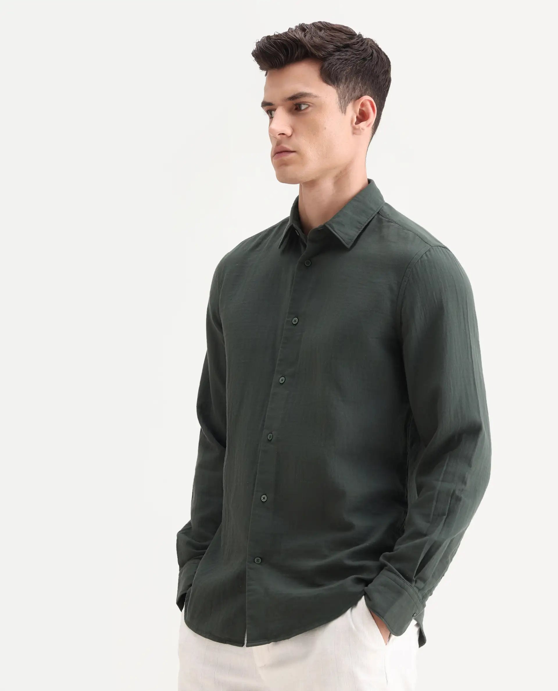 Rare Rabbit Men's Layerr-26 Green Cotton Plain Regular Fit Full Sleeve Spread Collar Shirt