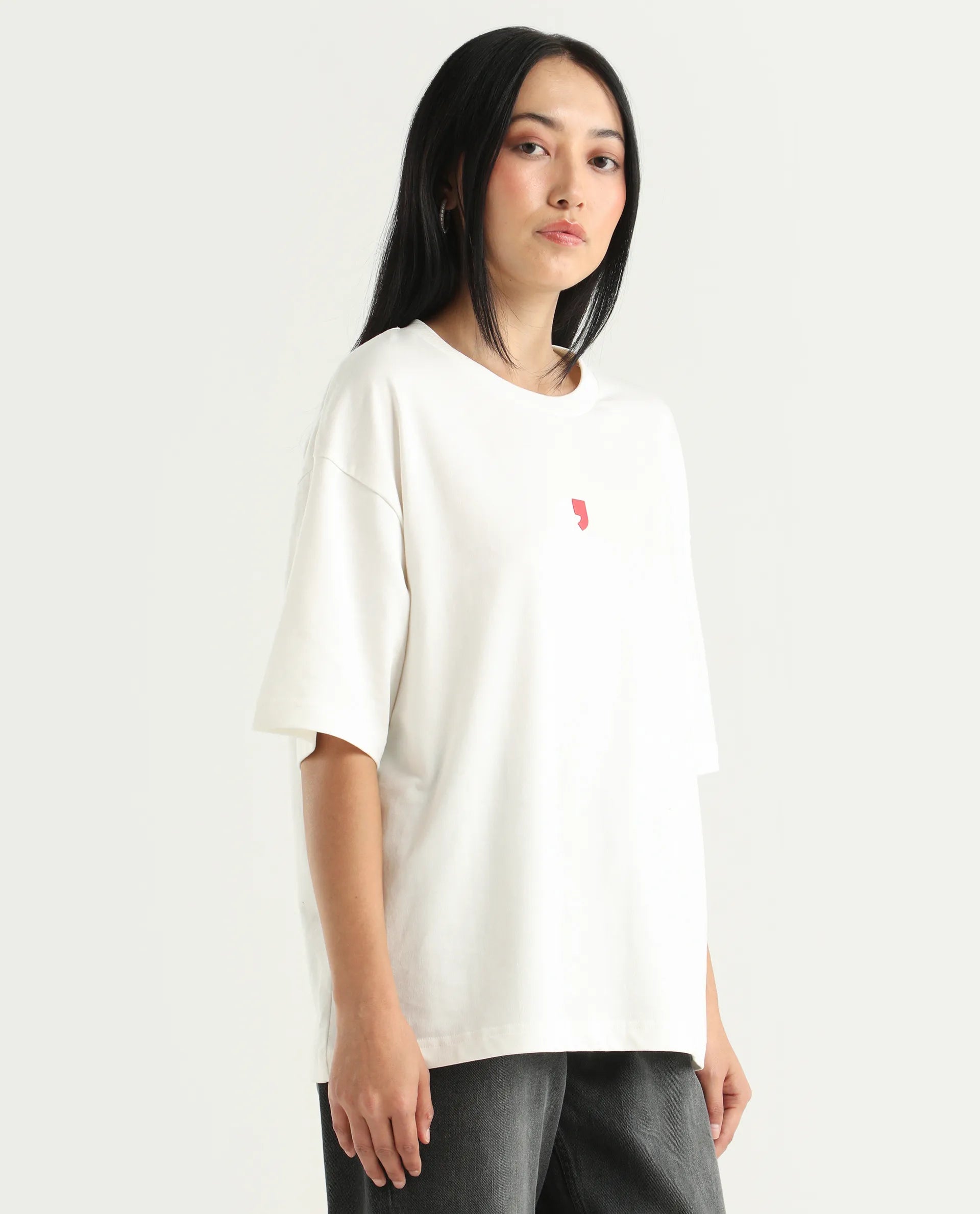 Rareism Women's Liche Off White Cotton Graphic Print Oversized T-Shirt