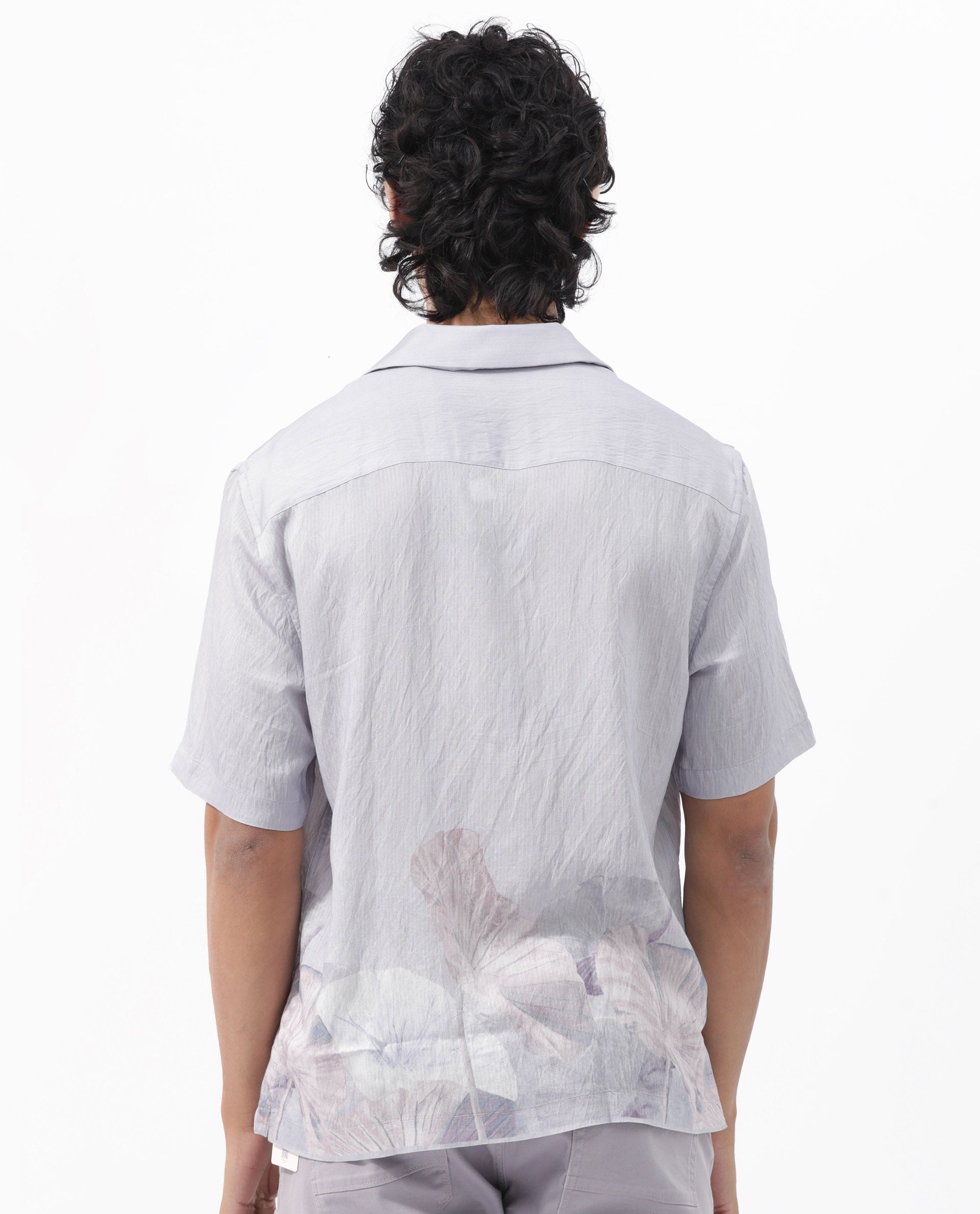 Rare Rabbit Mens Lilate Pastel Purple Viscose Fabric Cuban Collar Short Sleeve Boxy Fit Tropical Print Shirt