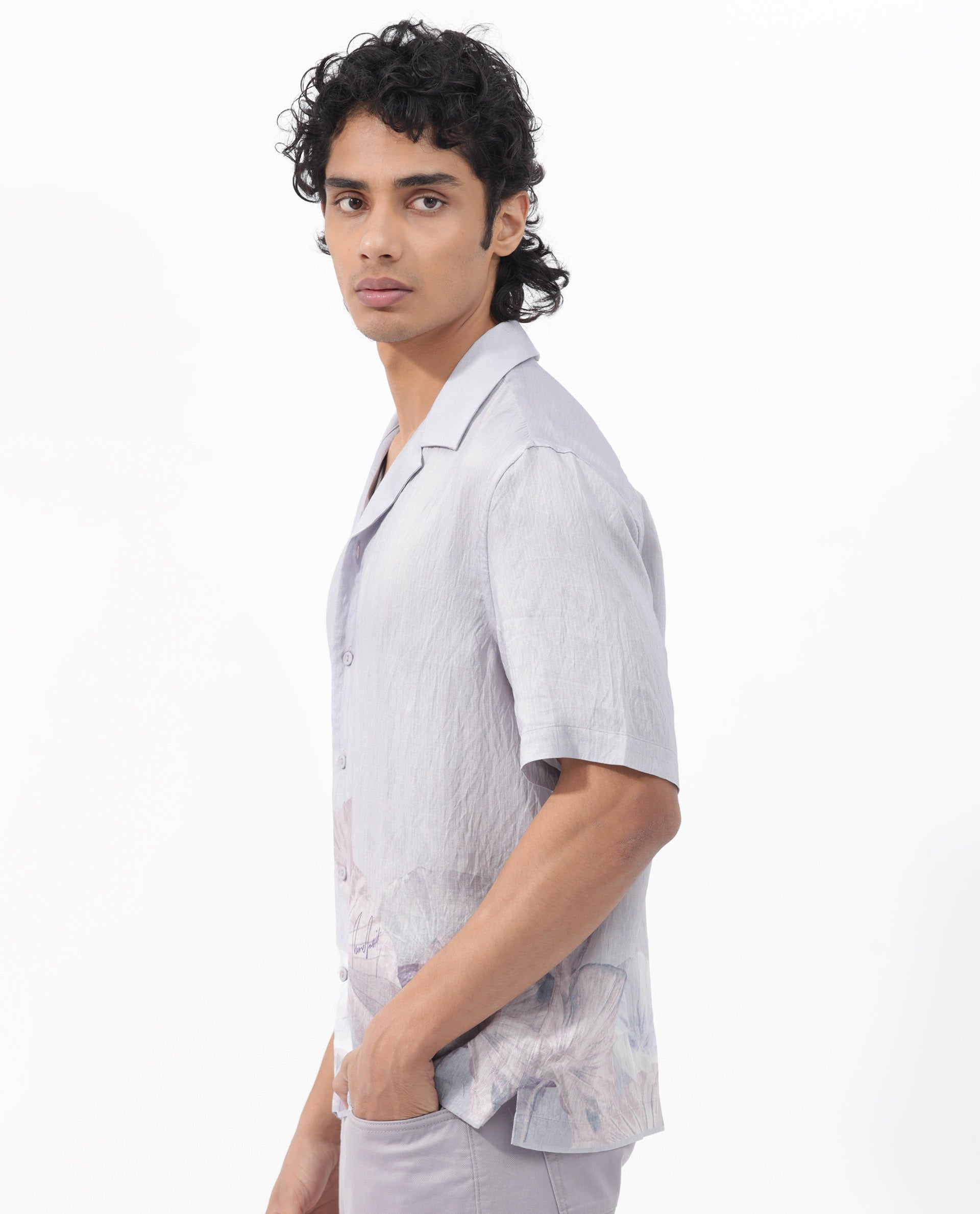 Rare Rabbit Mens Lilate Pastel Purple Viscose Fabric Cuban Collar Short Sleeve Boxy Fit Tropical Print Shirt