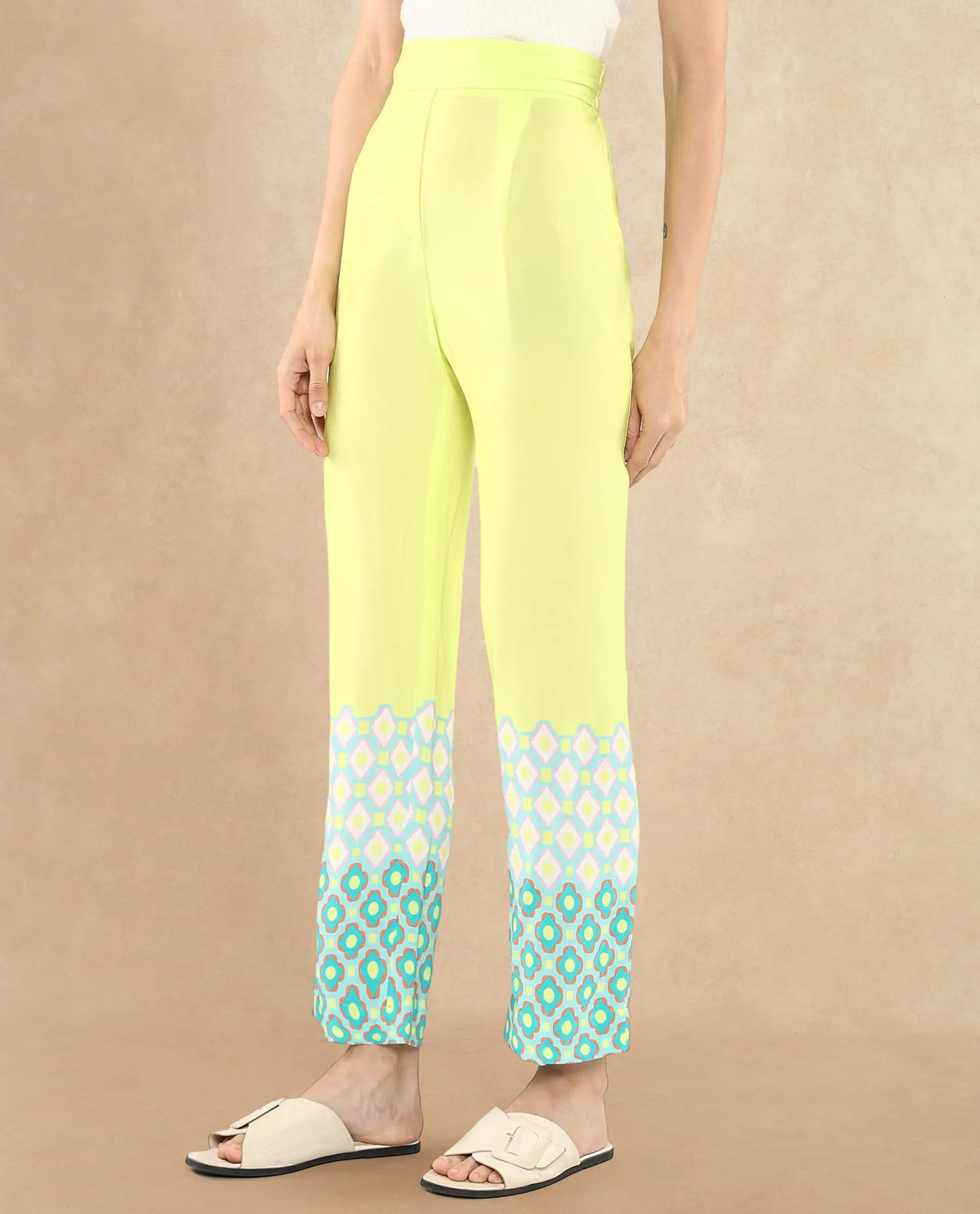 Rareism Women Livorno Light Multi Button Closure Straight Fit Ankle Length Geometric Print Trouser