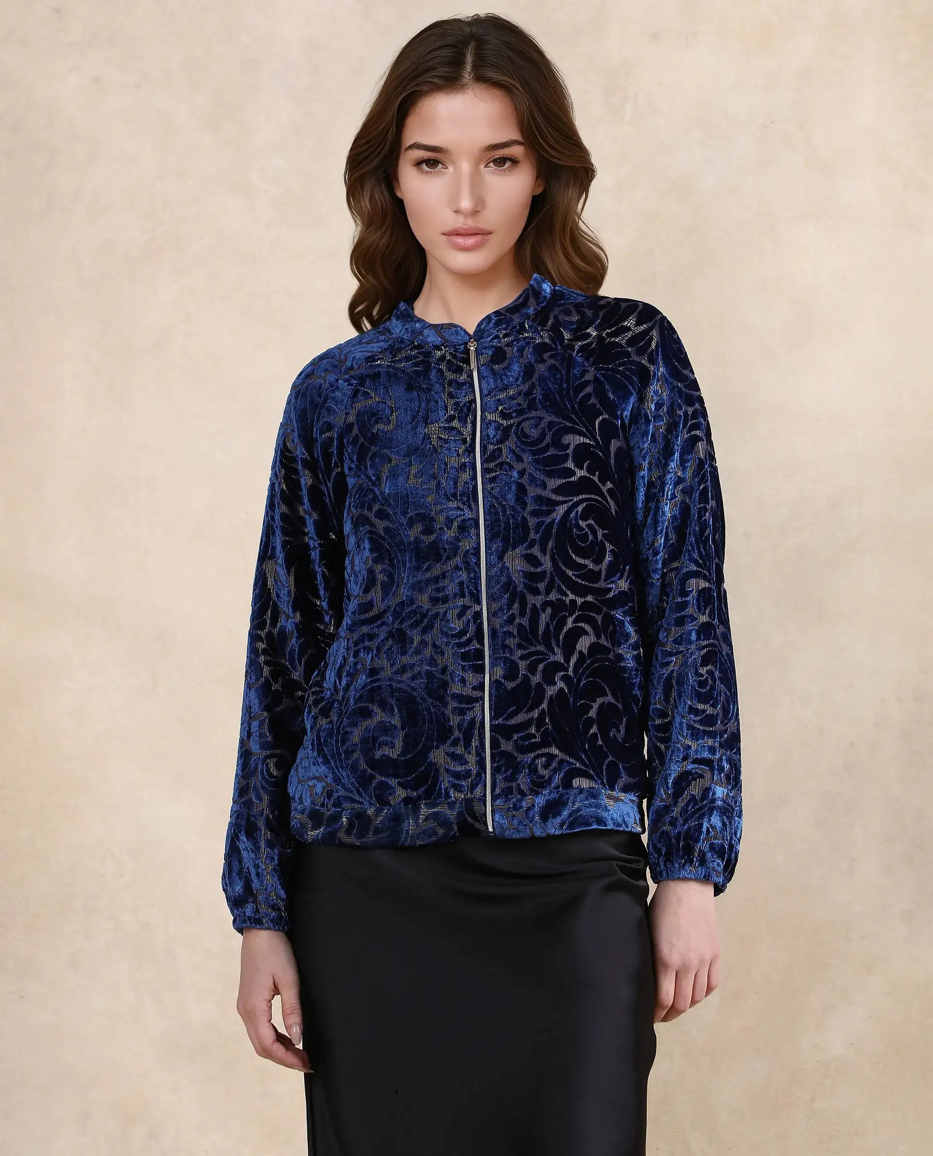 Rareism Women Lopper Purple Velvet Raglan Sleeves Mandarin Collar Zipper Closure Abstract Print Jacket