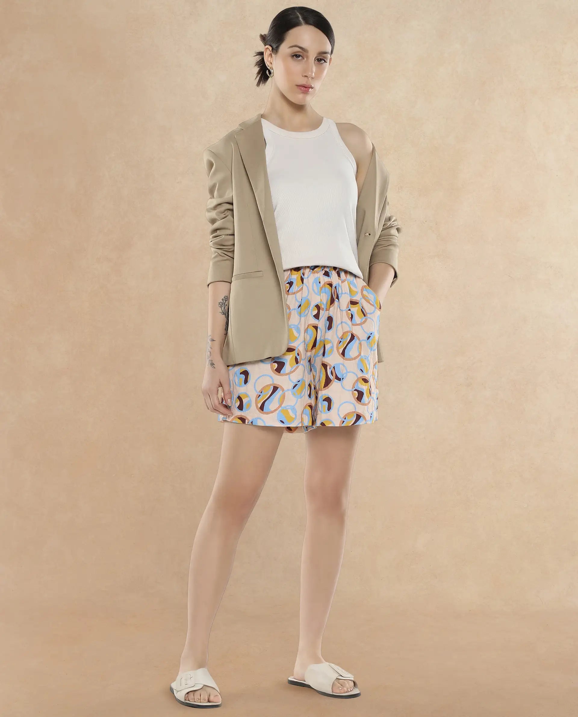 Rareism Women Labuto-B Light Multi Cotton Fabric Relaxed Fit Mini Abstract Print Shorts