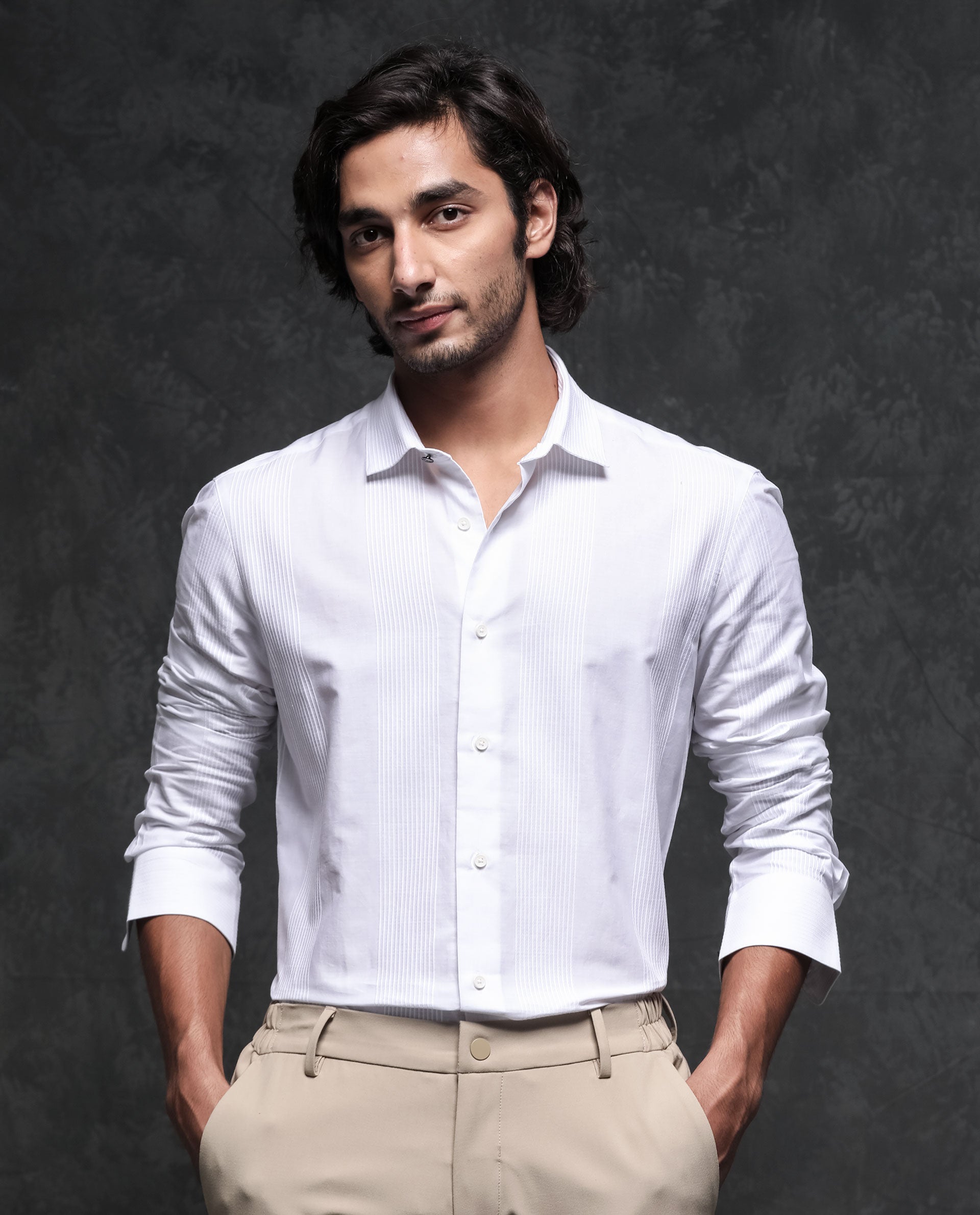 Rare Rabbit Men's Lurtz-1 White Cotton Fabric Full Sleeves Striped Shirt