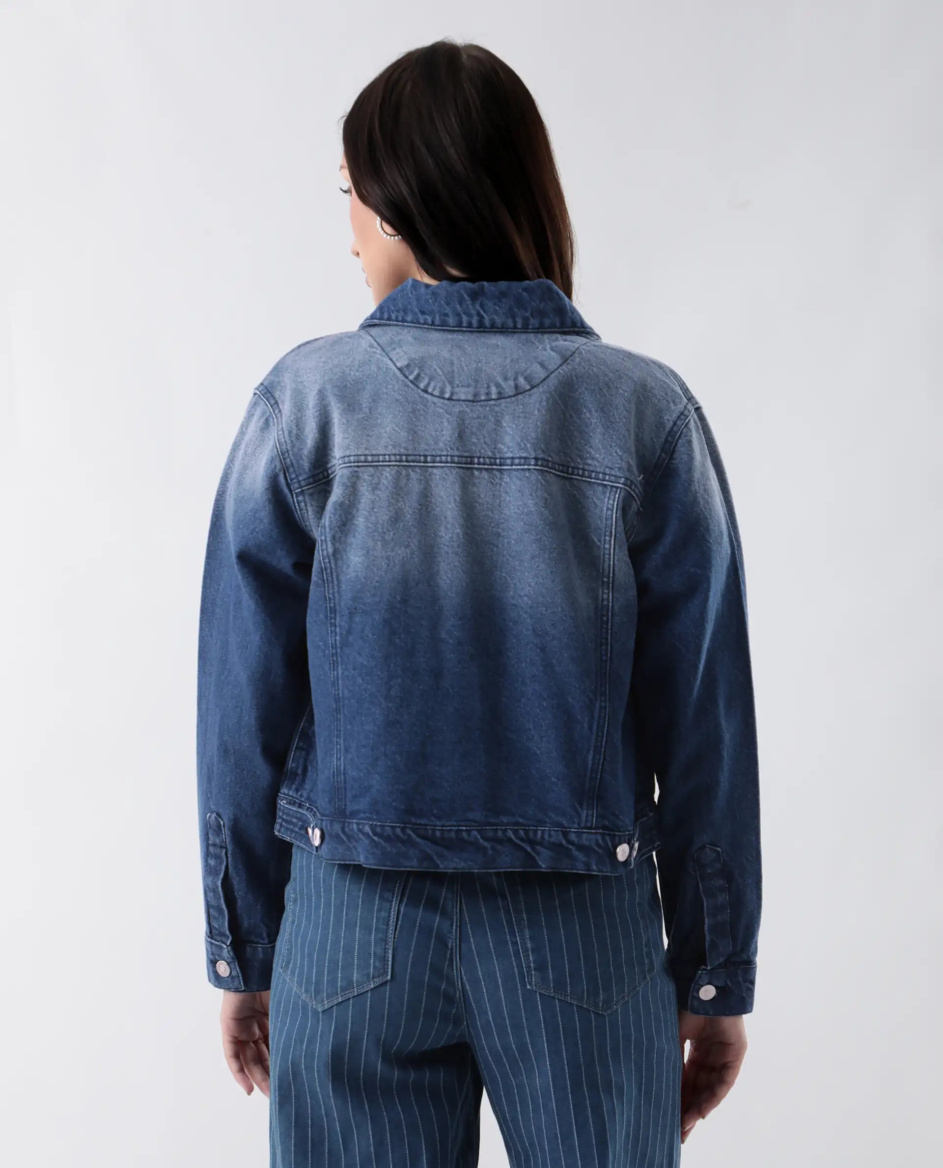 Rareism Women's Luvy Blue Cotton Spread Collar Plain Cuffed Sleeve Regular Fit Jacket