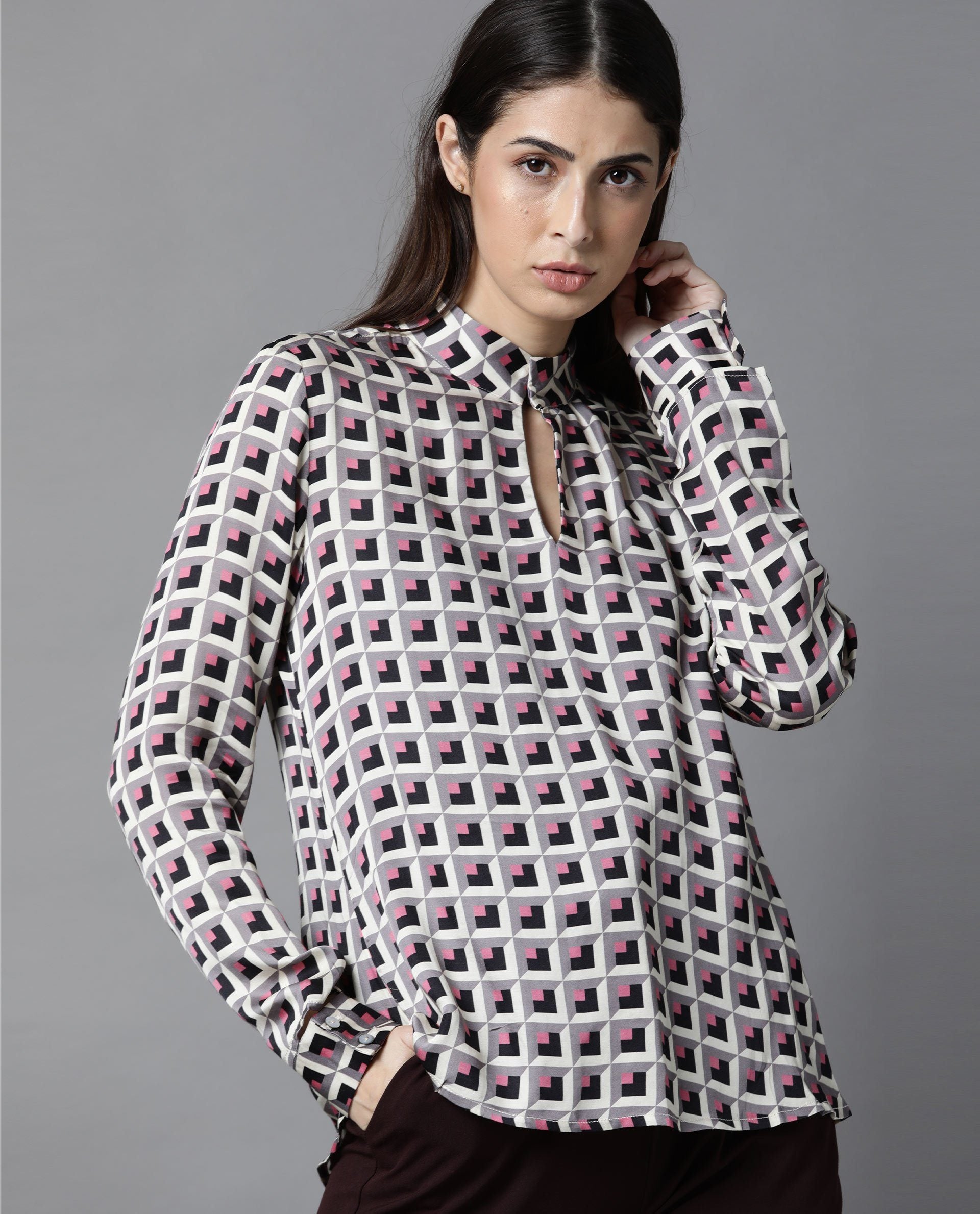 Rareism Women Appar Off White Tailored Fit Mandarin Collar Full Sleeves Geometric Print Top