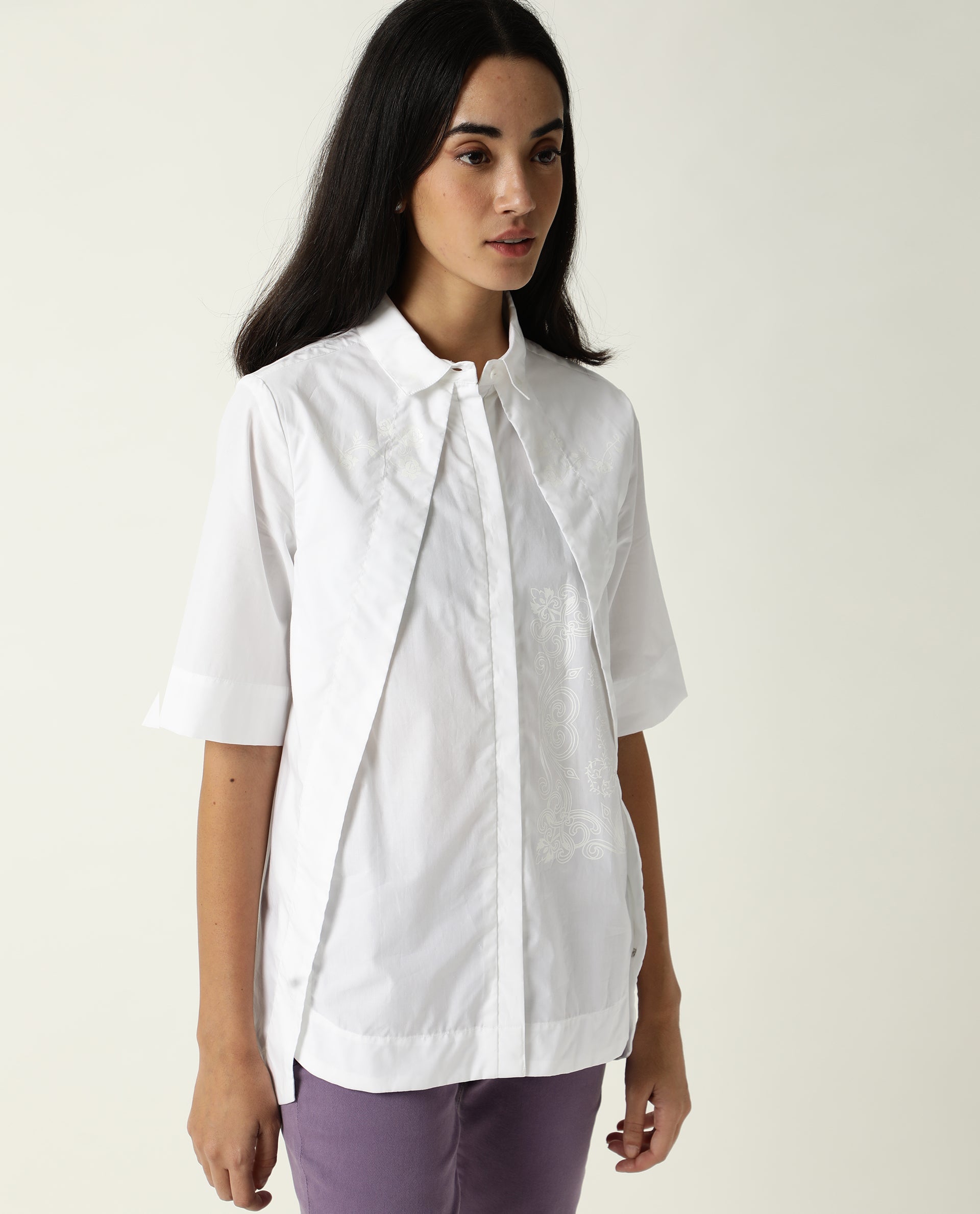 Rareism Women Flick White Cotton Fabric Regular Fit Shirt Collar Half Sleeves Solid Top