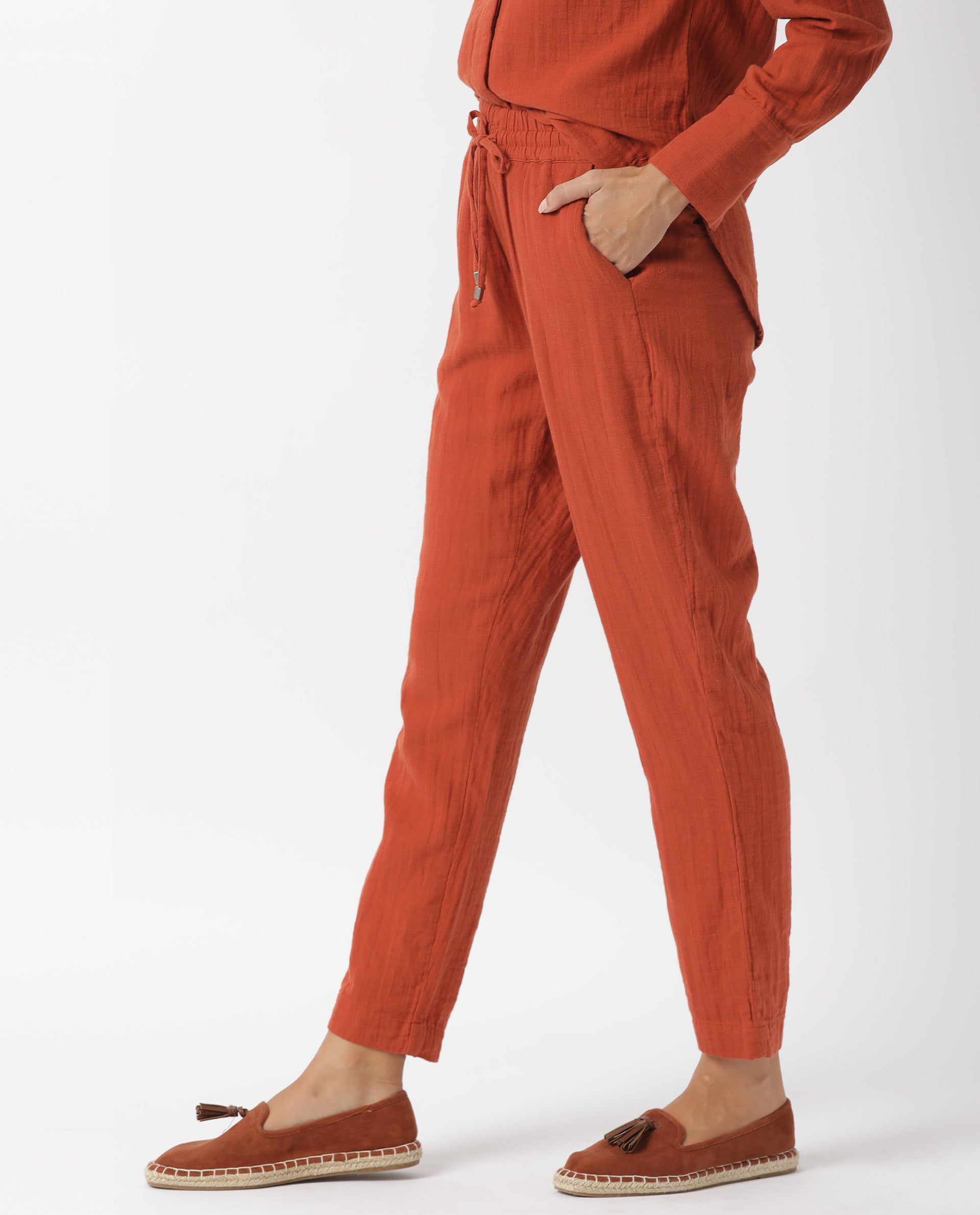 Rareism Women Elo Dark Rust Cotton Fabric Regular Fit Mid Rise Solid Ankle Length Trousers