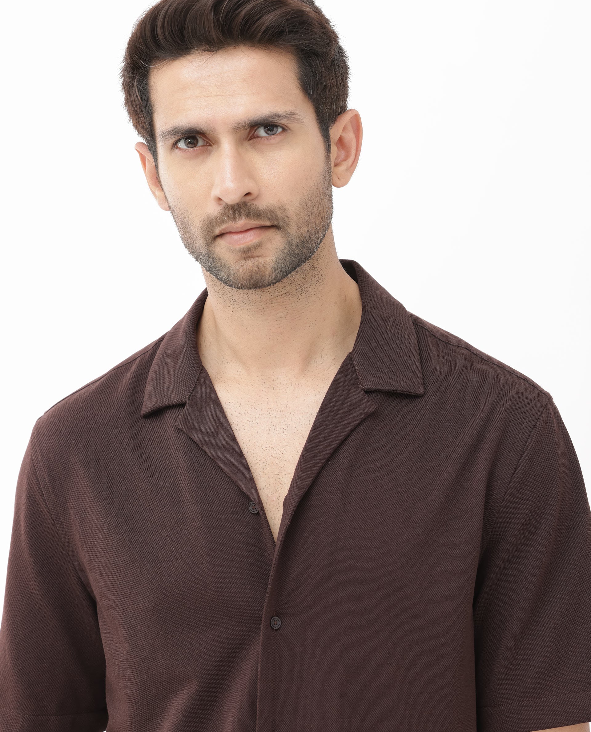 Rare Rabbit Men's Manga Dark Maroon Cotton Polyester Fabric Blend Cuban Collar Half Sleeves Boxy Fit Solid Knitted Shirt