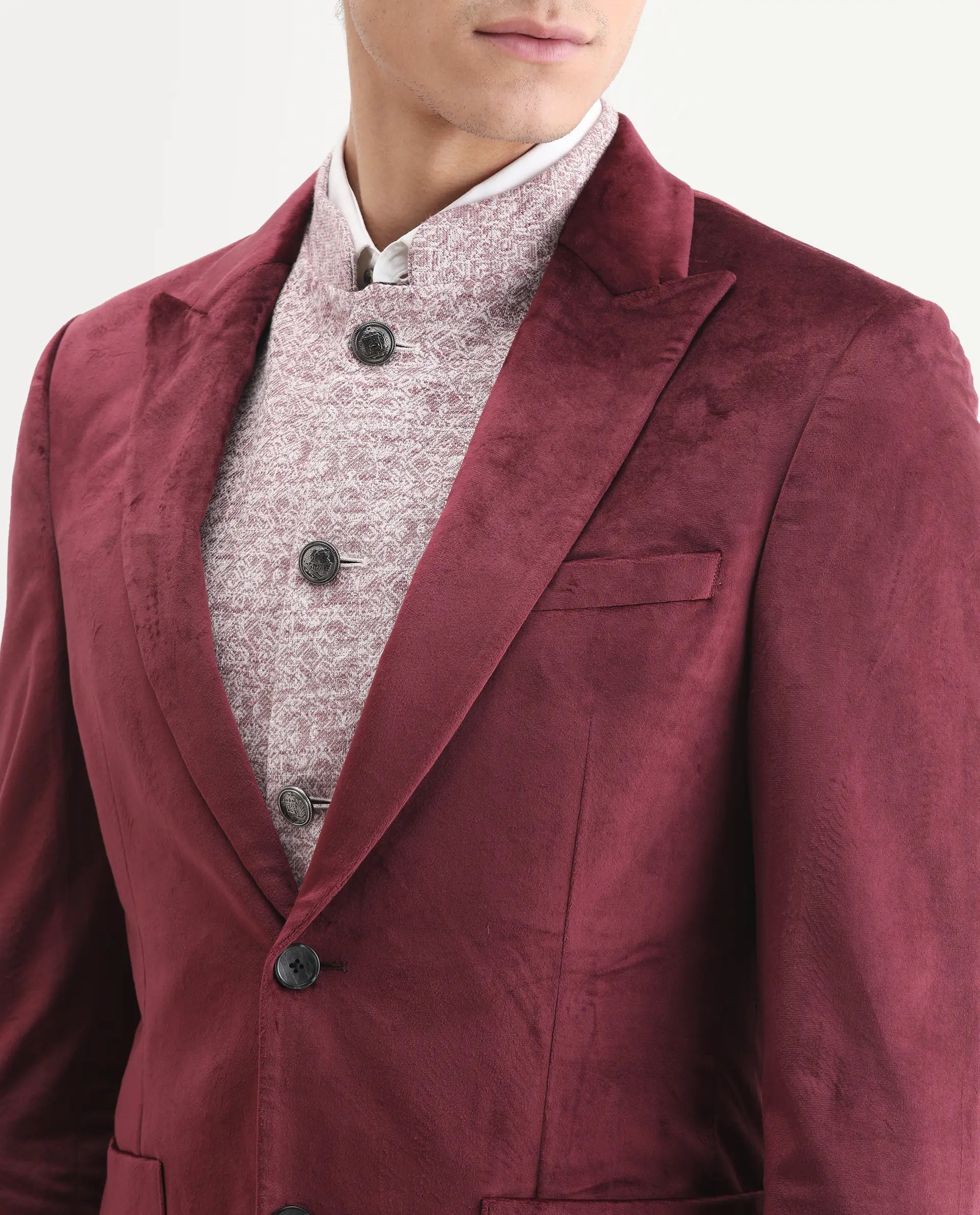Rare Rabbit Men's Mazey Maroon Velvet Plain Tailored Fit Full Sleeve Lapel Neck Blazer