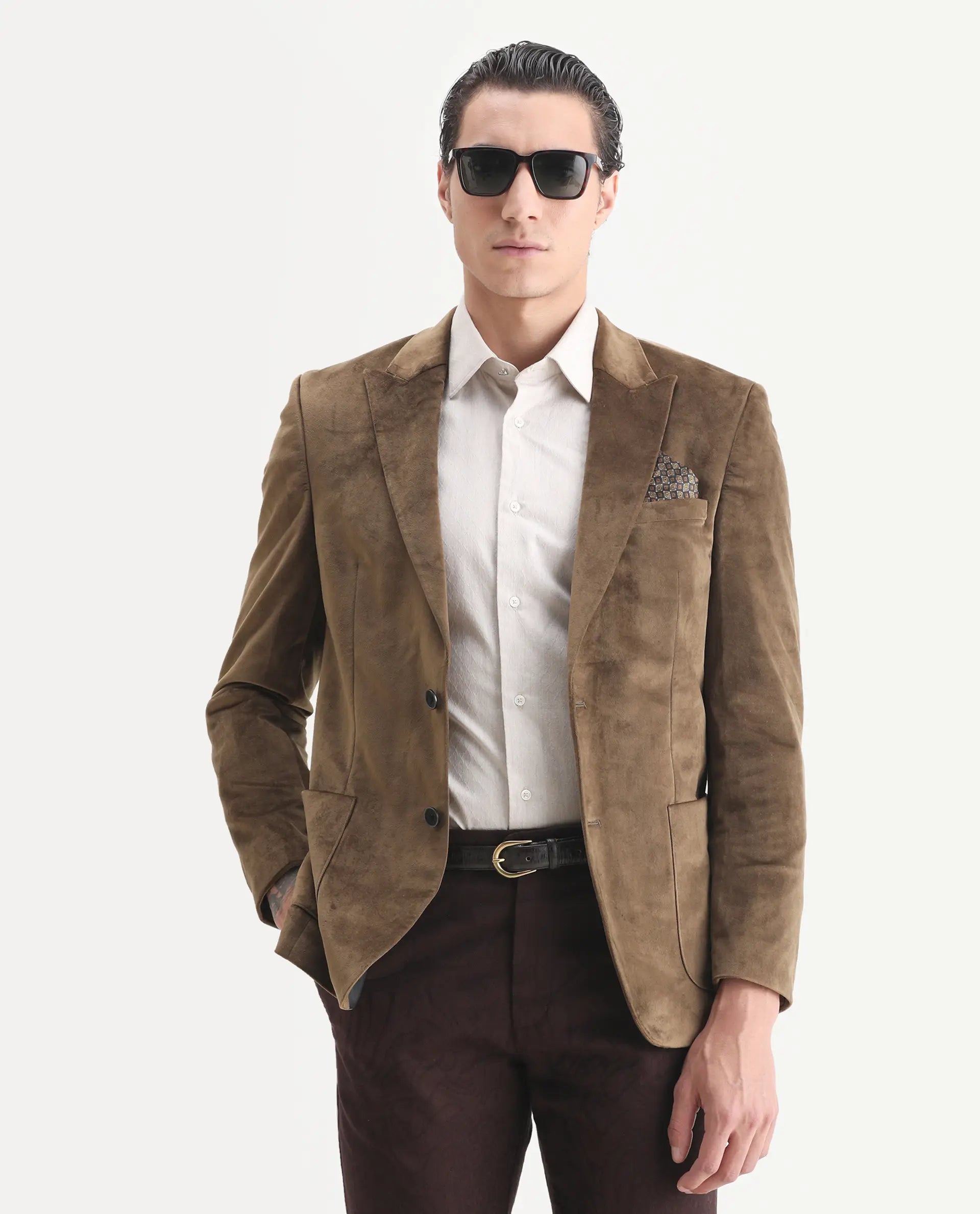 Rare Rabbit Men's Mazey Olive Plain Tailored Fit Full Sleeve Lapel Neck Blazer