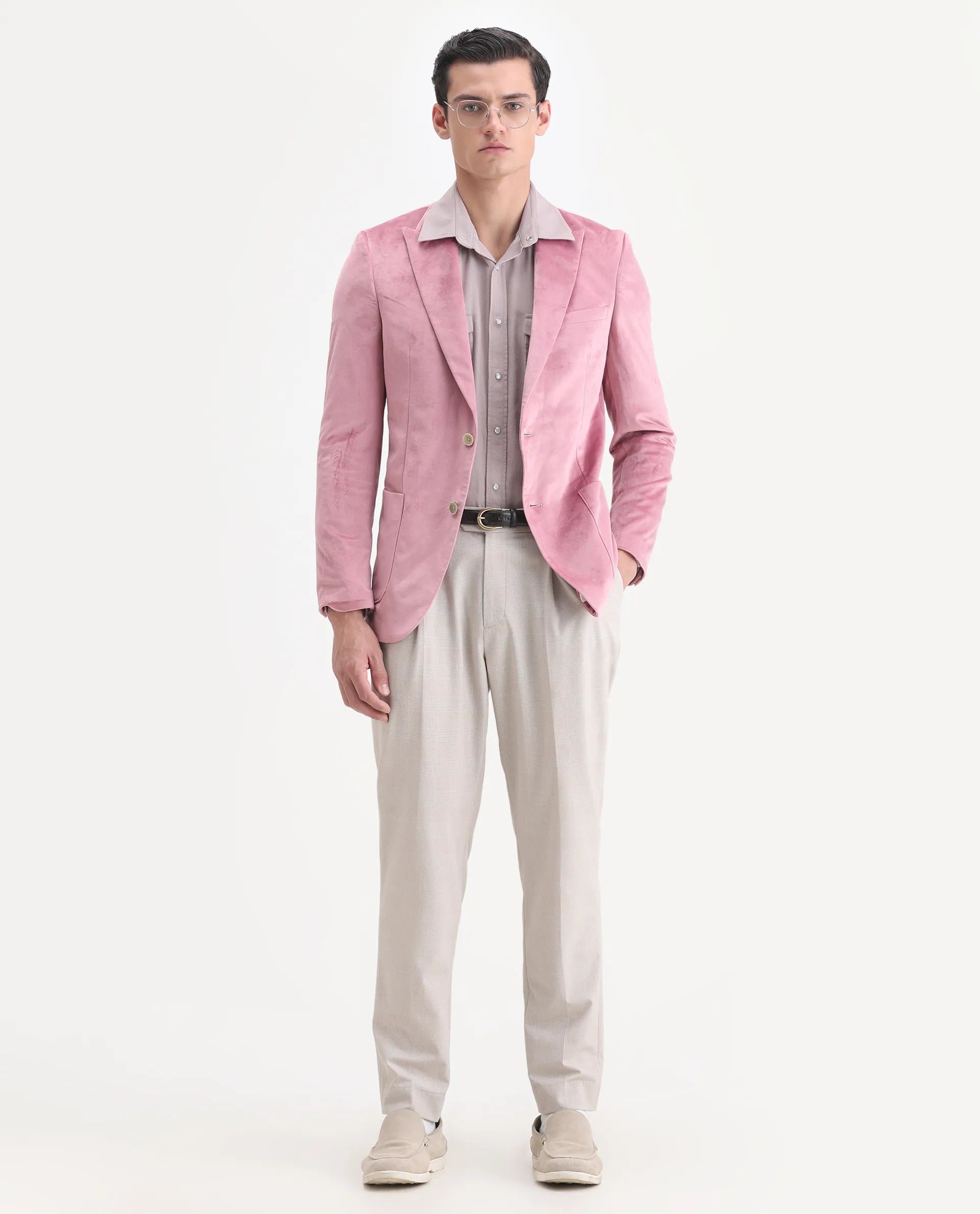 Rare Rabbit Men's Mazey Pink Velvet Plain Tailored Fit Full Sleeve Lapel Neck Blazer