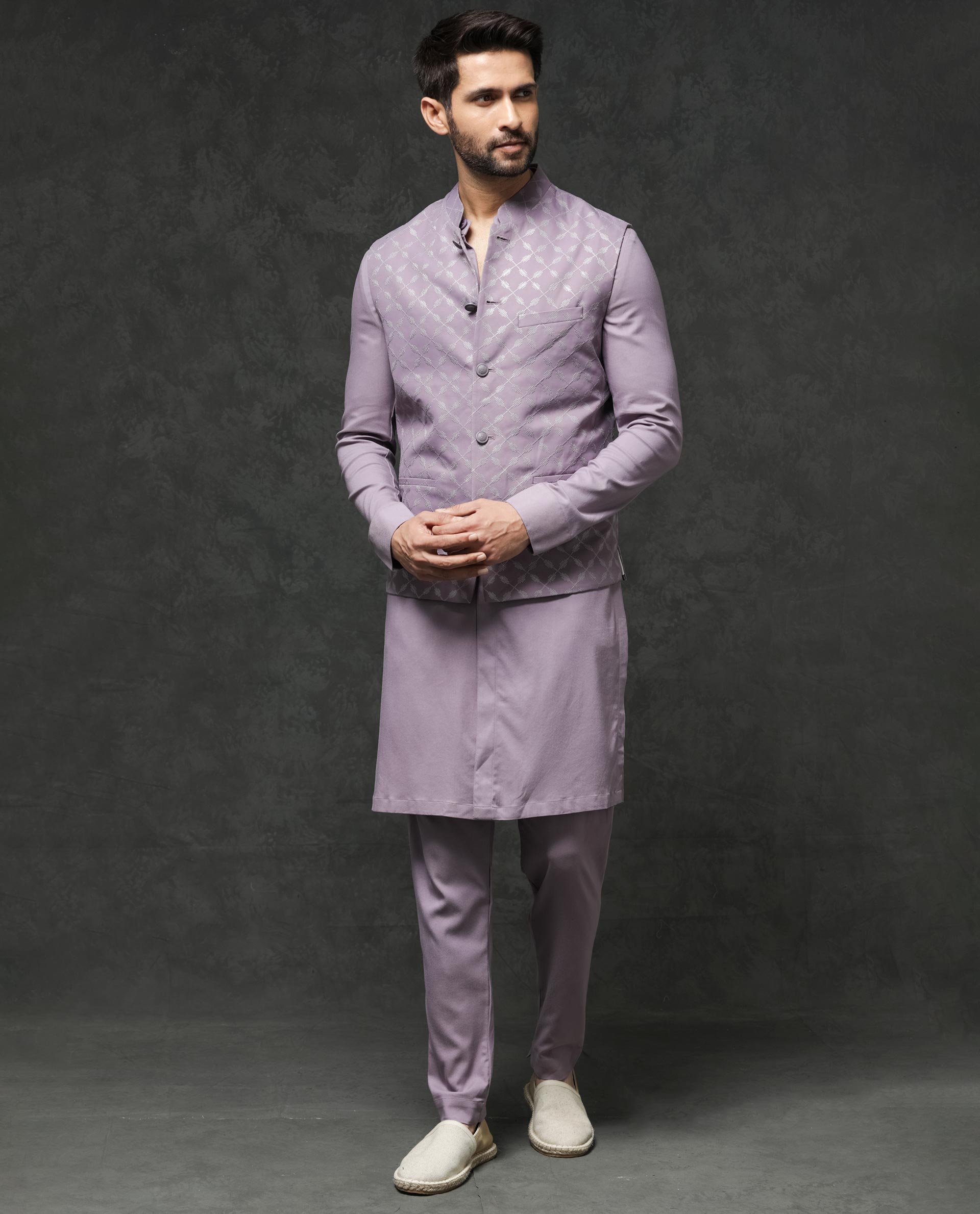 Rare Rabbit Men's Medo-B1 Pastel Purple Poly Viscose Elastane Fabric Mandarin Collar Sleeveless Geometric Embroidered Bandi